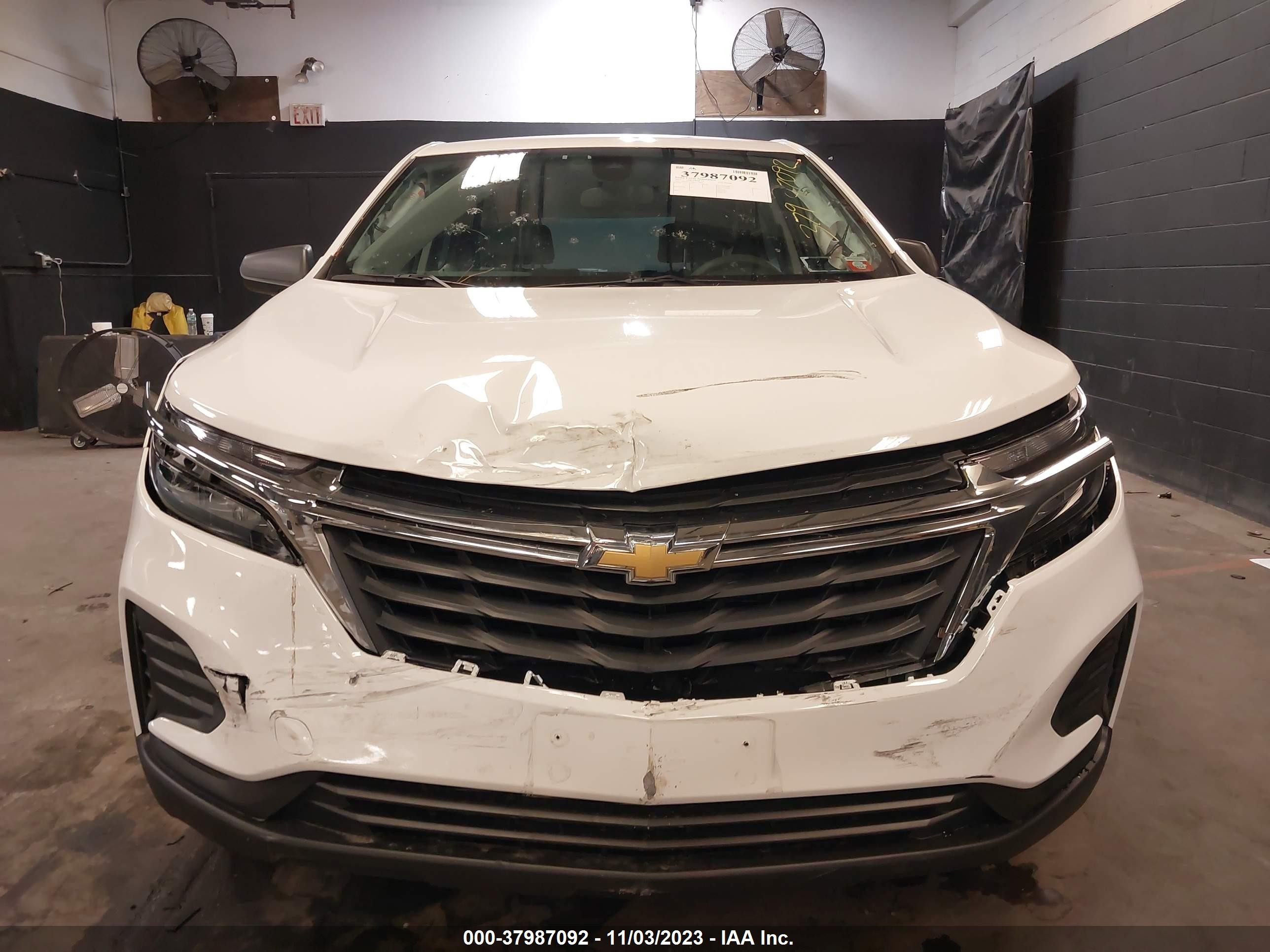 Photo 5 VIN: 3GNAXSEV8NS214967 - CHEVROLET EQUINOX 