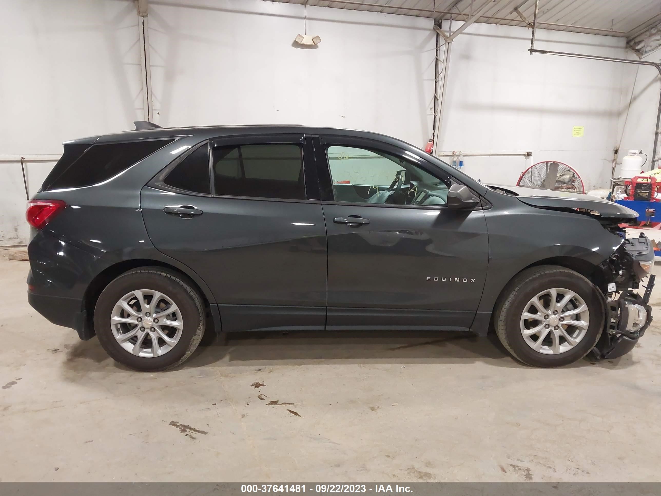 Photo 12 VIN: 3GNAXSEVXKS657567 - CHEVROLET EQUINOX 