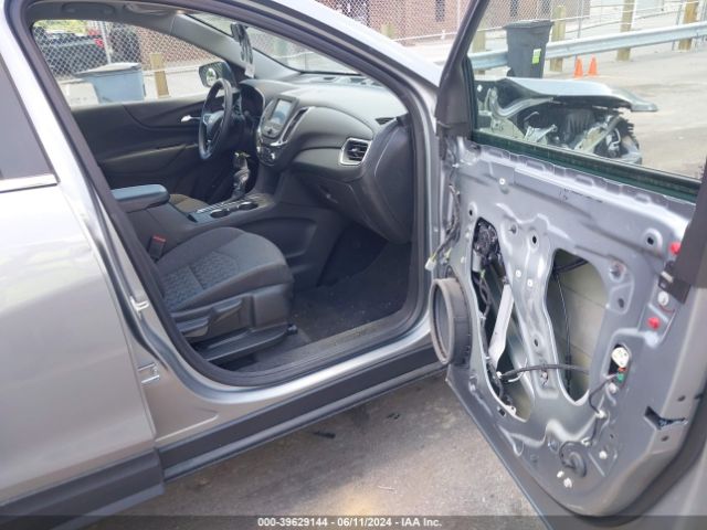 Photo 4 VIN: 3GNAXTEG6RL243231 - CHEVROLET EQUINOX LT 