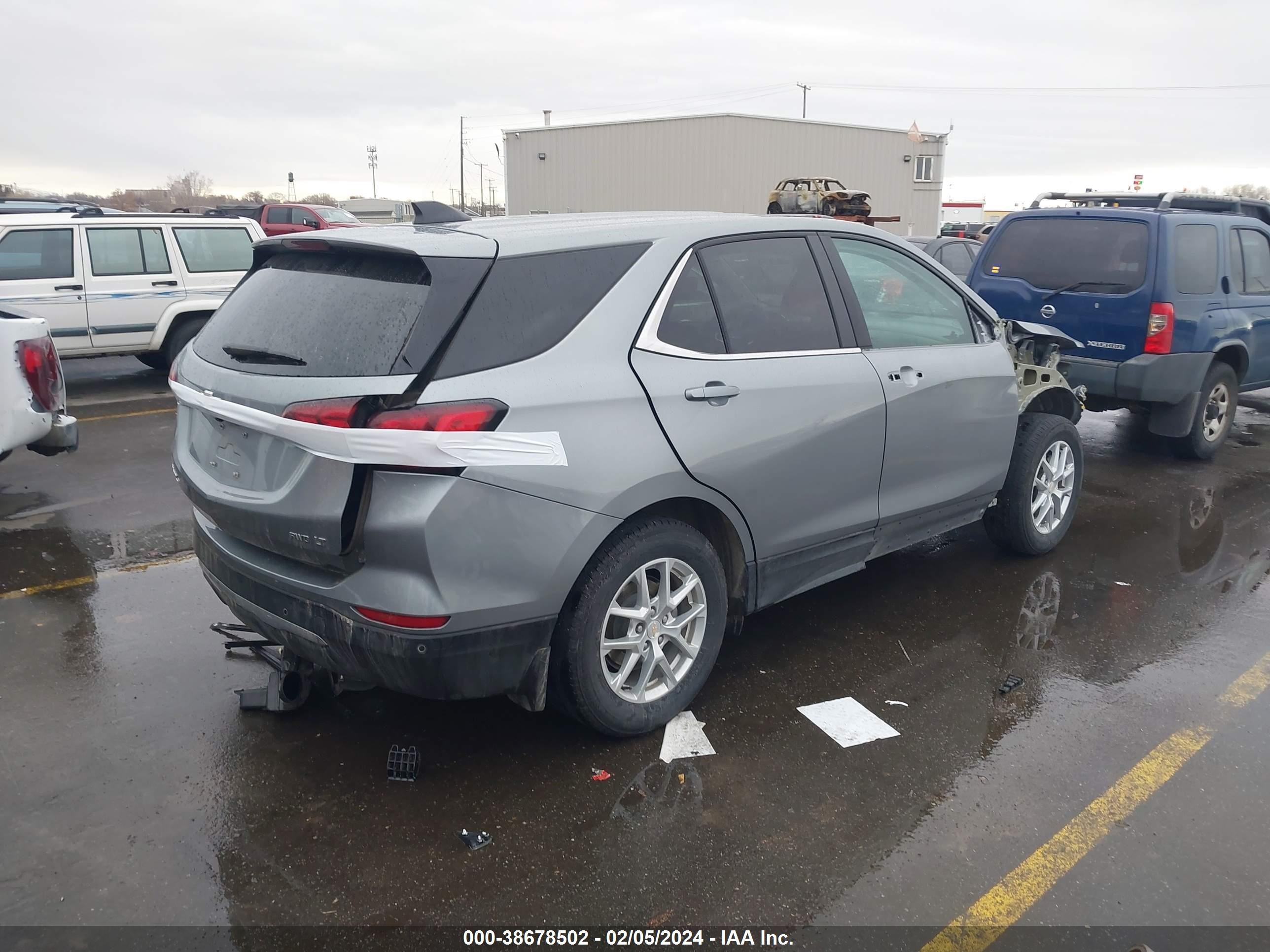 Photo 3 VIN: 3GNAXTEGXPS166155 - CHEVROLET EQUINOX 