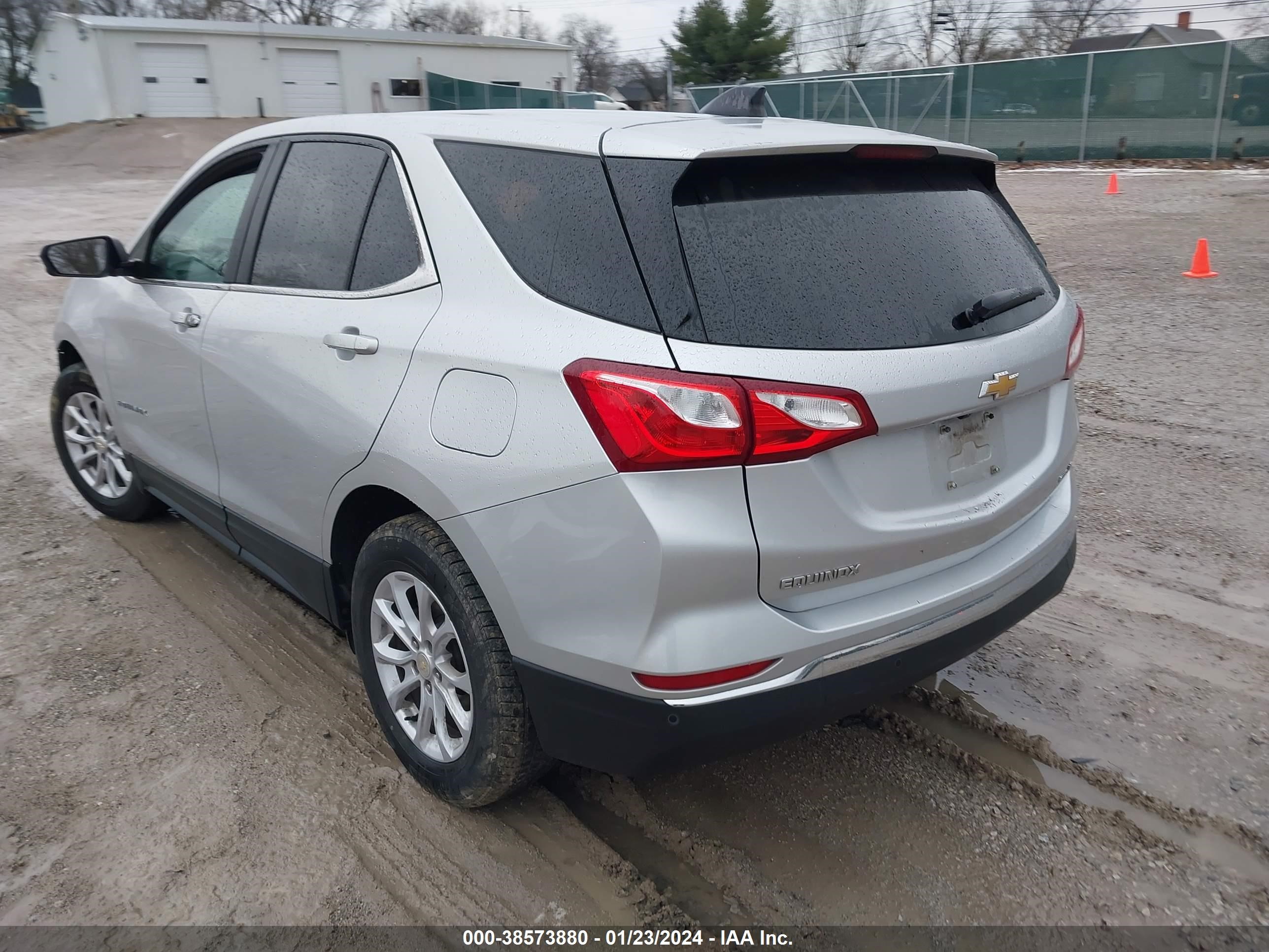 Photo 2 VIN: 3GNAXTEV4MS160930 - CHEVROLET EQUINOX 