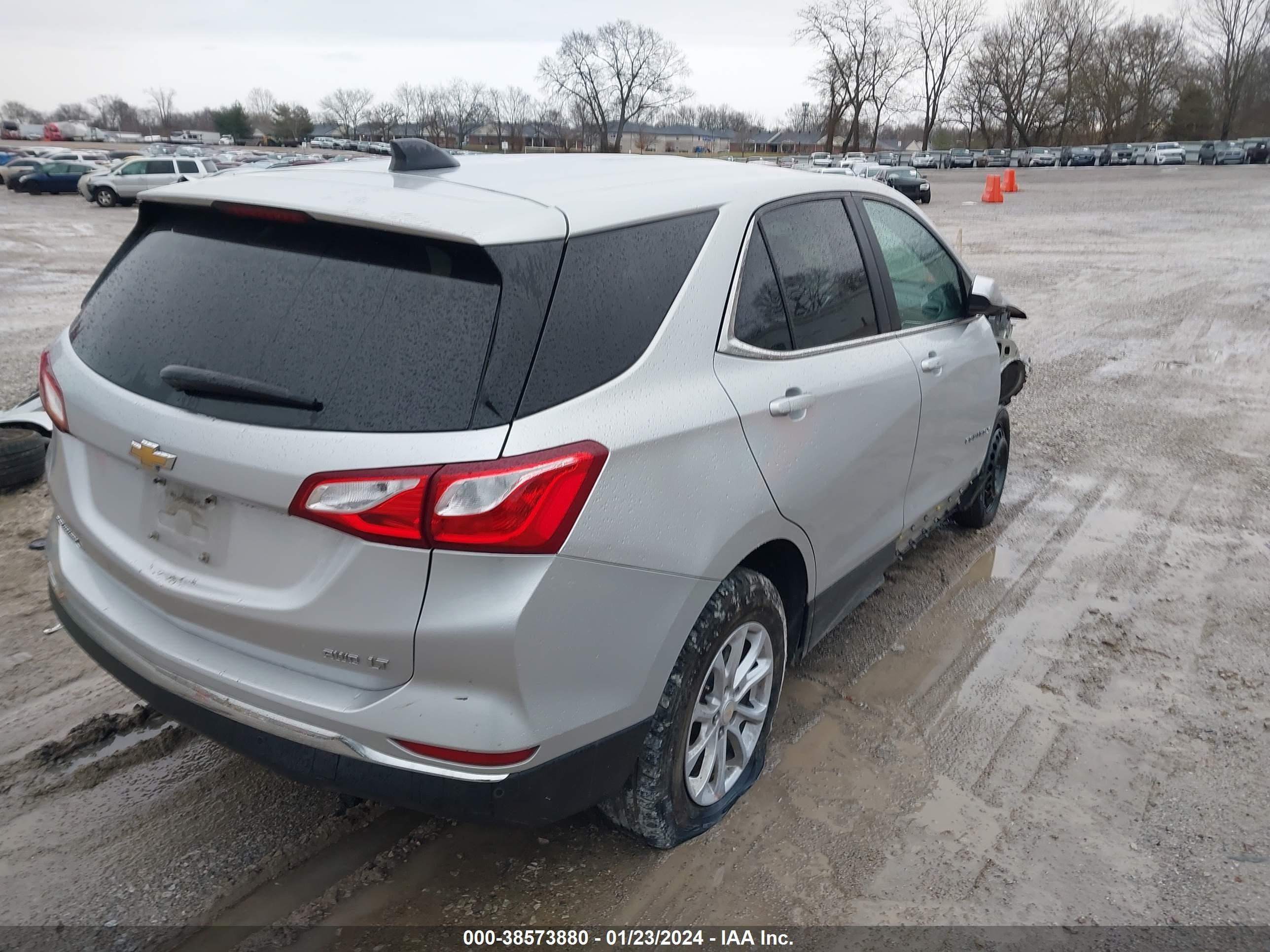 Photo 3 VIN: 3GNAXTEV4MS160930 - CHEVROLET EQUINOX 