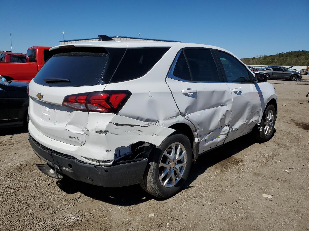 Photo 2 VIN: 3GNAXTEV6NL160679 - CHEVROLET EQUINOX 