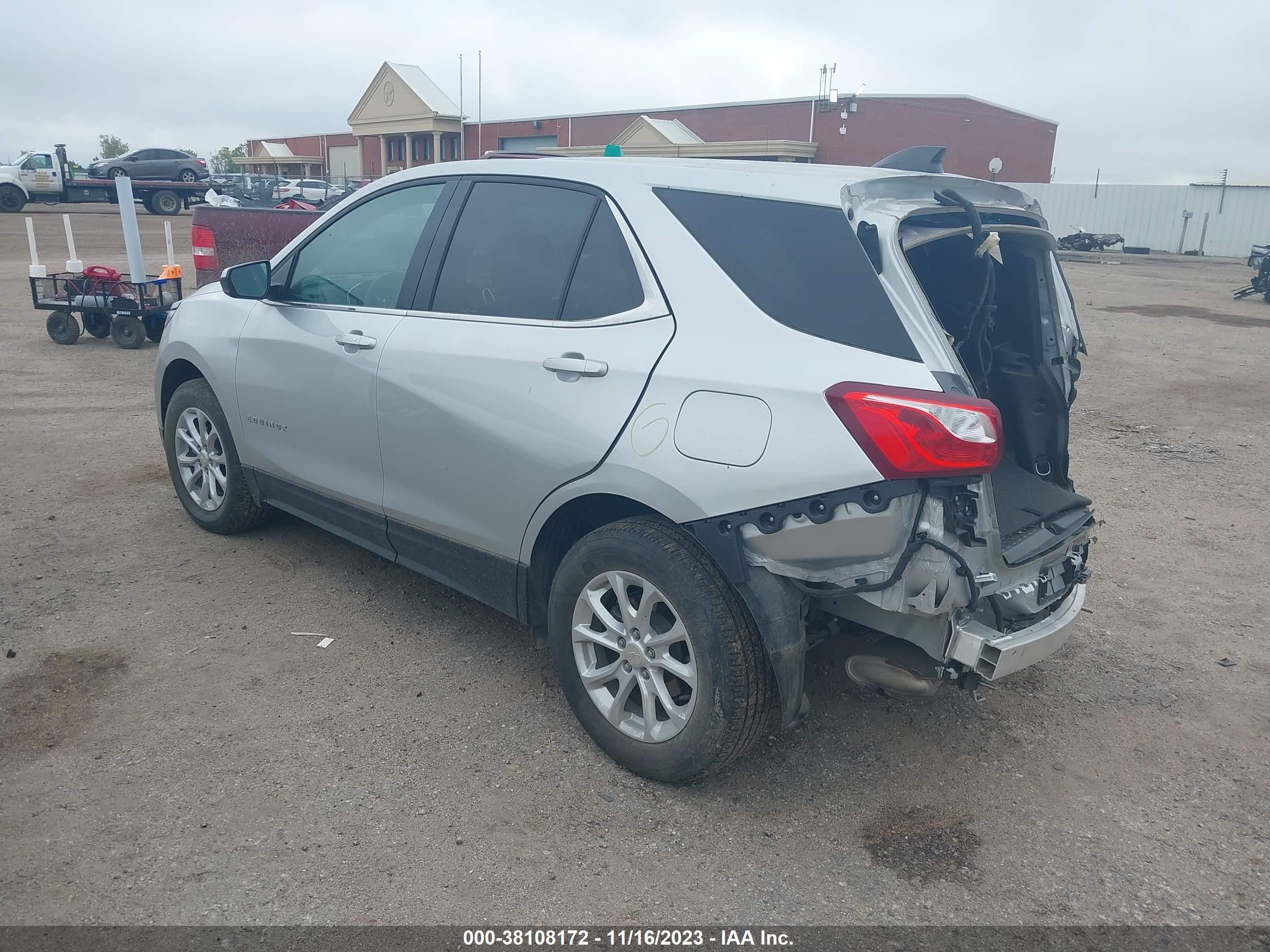 Photo 2 VIN: 3GNAXTEV7LS720633 - CHEVROLET EQUINOX 