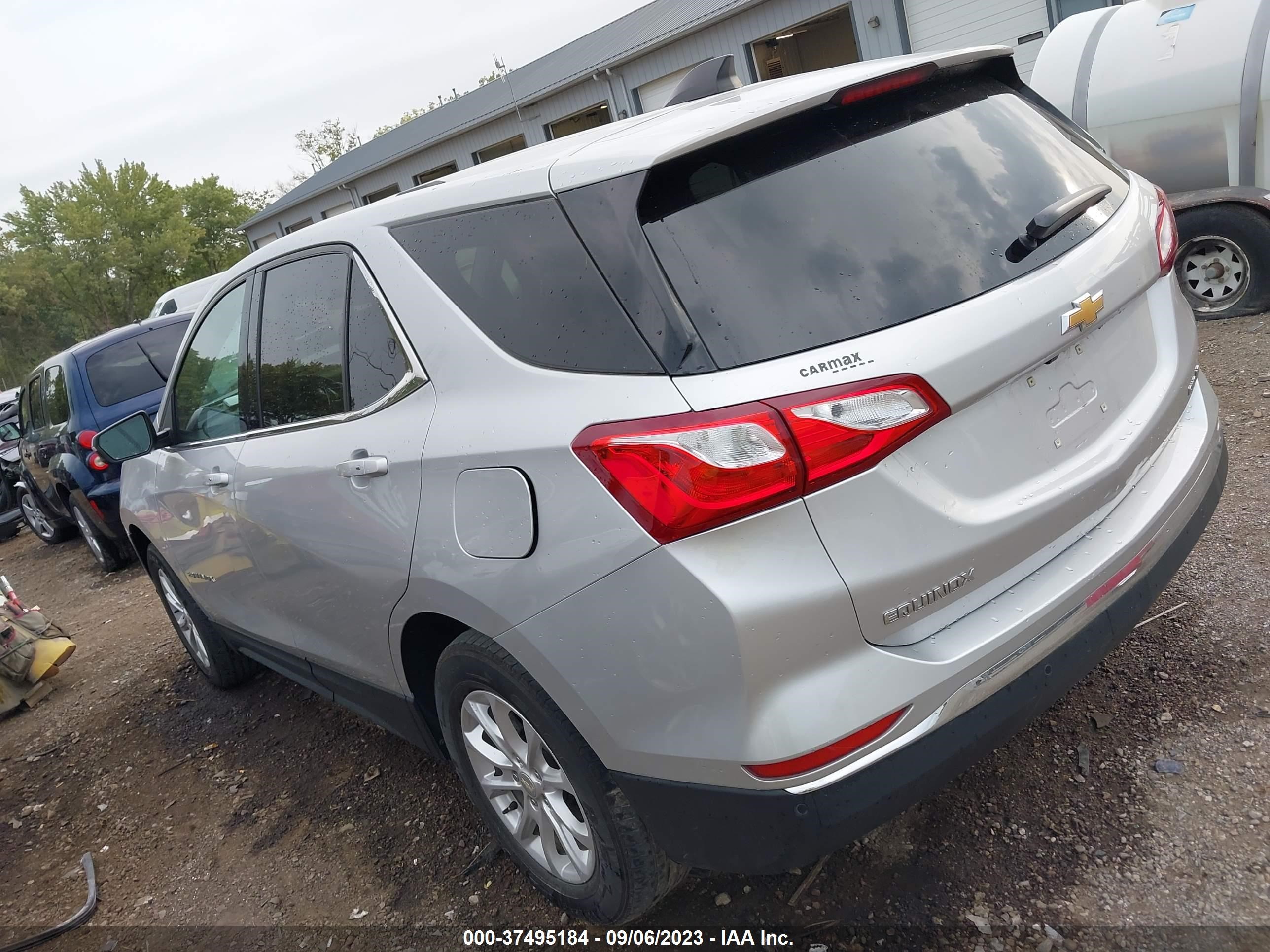 Photo 2 VIN: 3GNAXTEV9KS628003 - CHEVROLET EQUINOX 