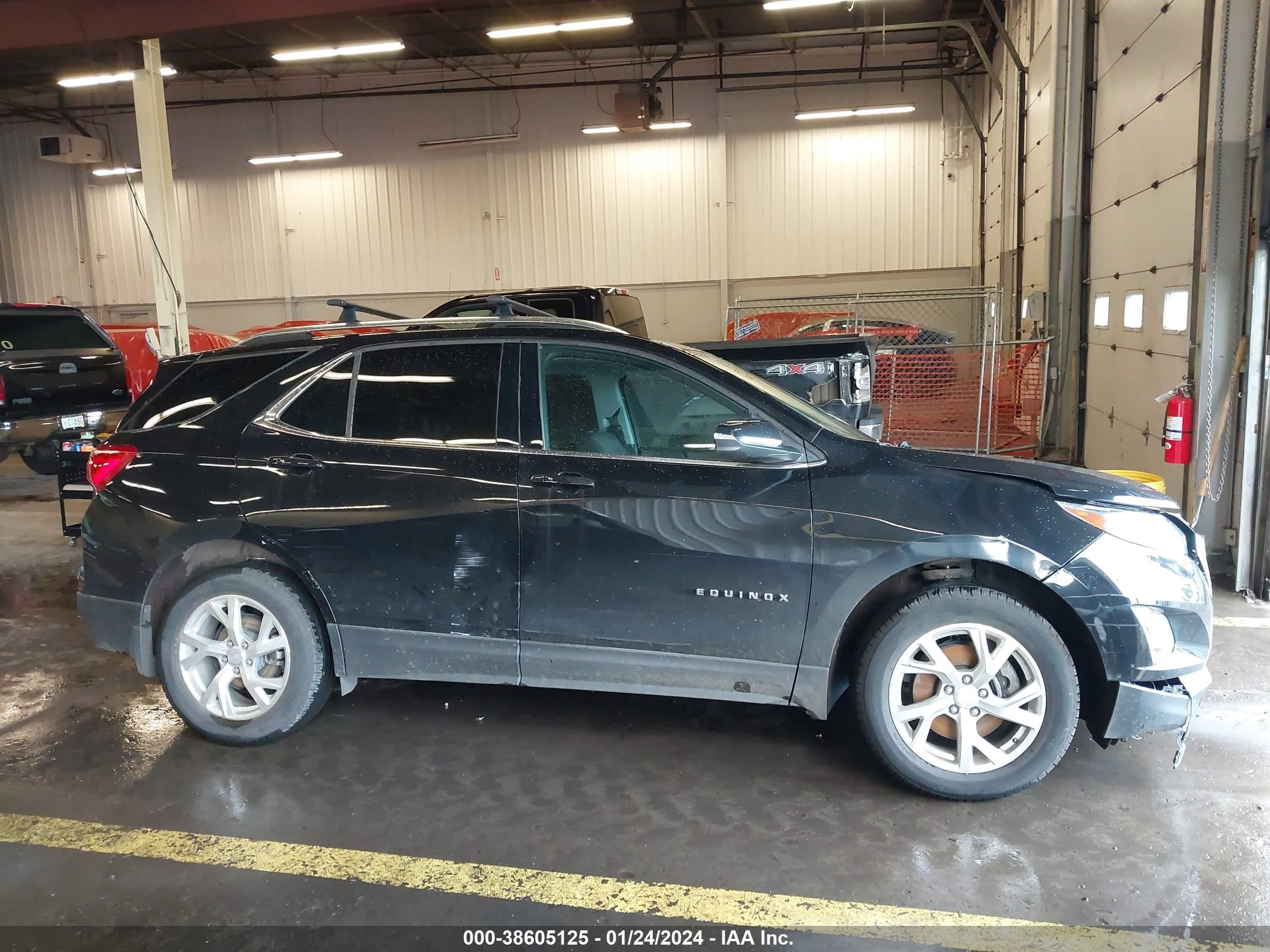 Photo 12 VIN: 3GNAXTEX0JL135546 - CHEVROLET EQUINOX LT 