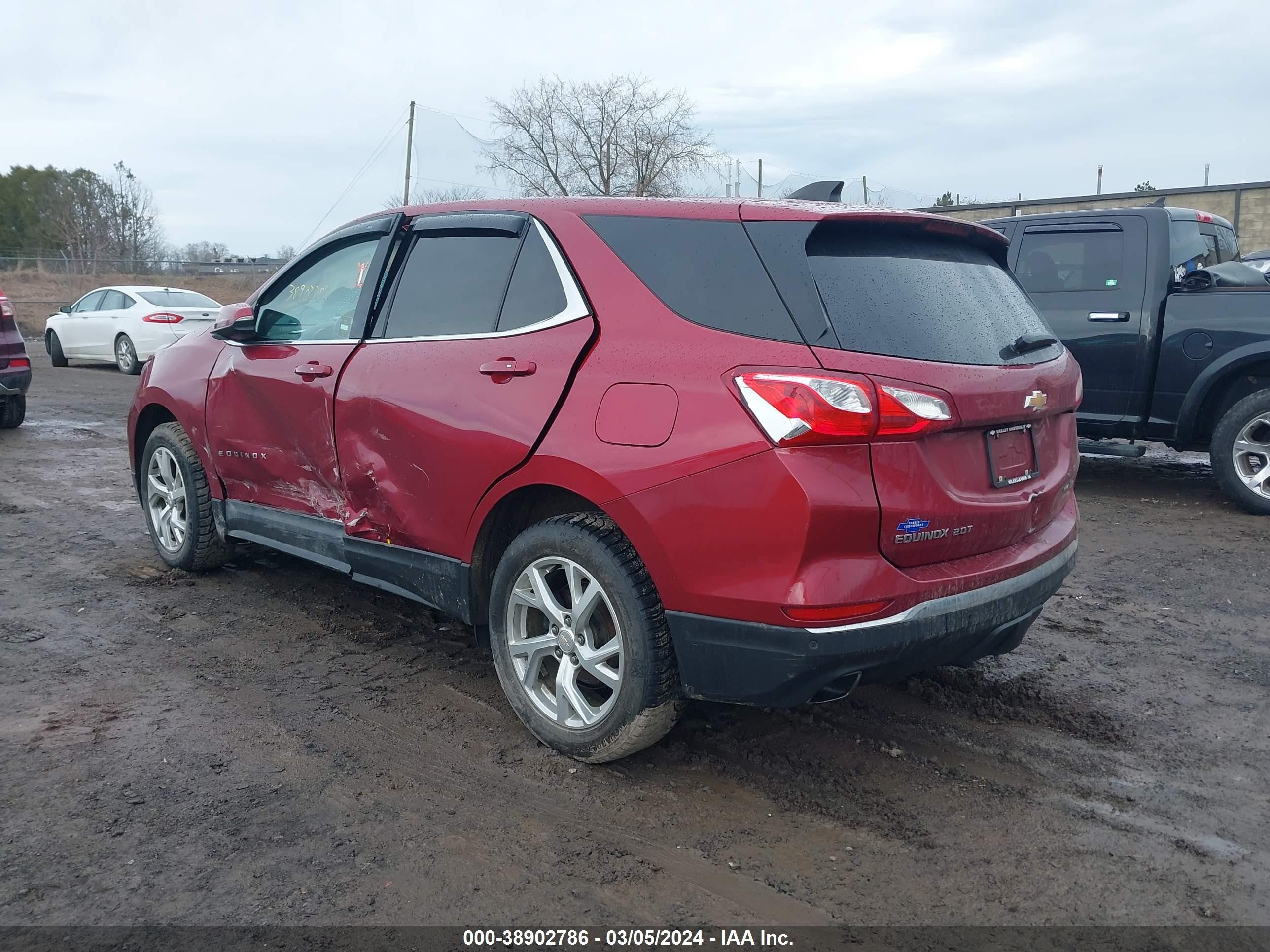 Photo 2 VIN: 3GNAXTEX7JS509592 - CHEVROLET EQUINOX 