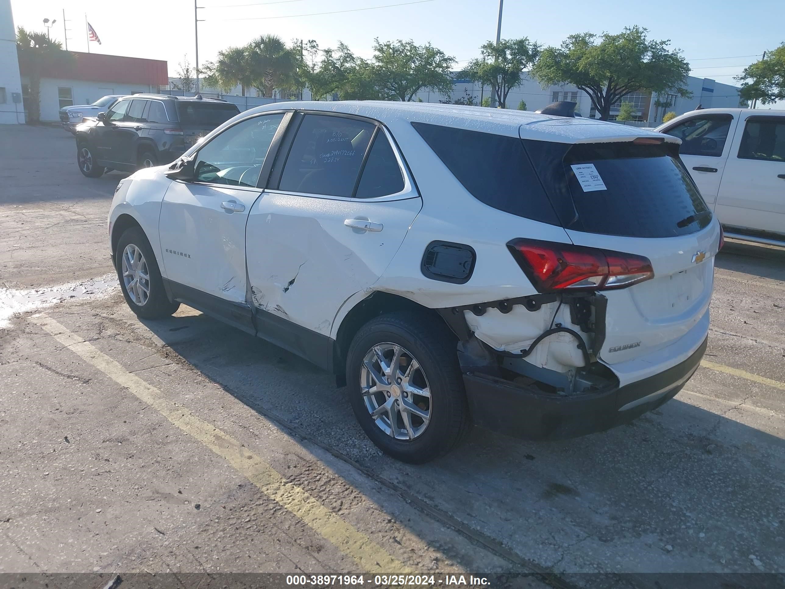 Photo 2 VIN: 3GNAXUEG0PS171094 - CHEVROLET EQUINOX 