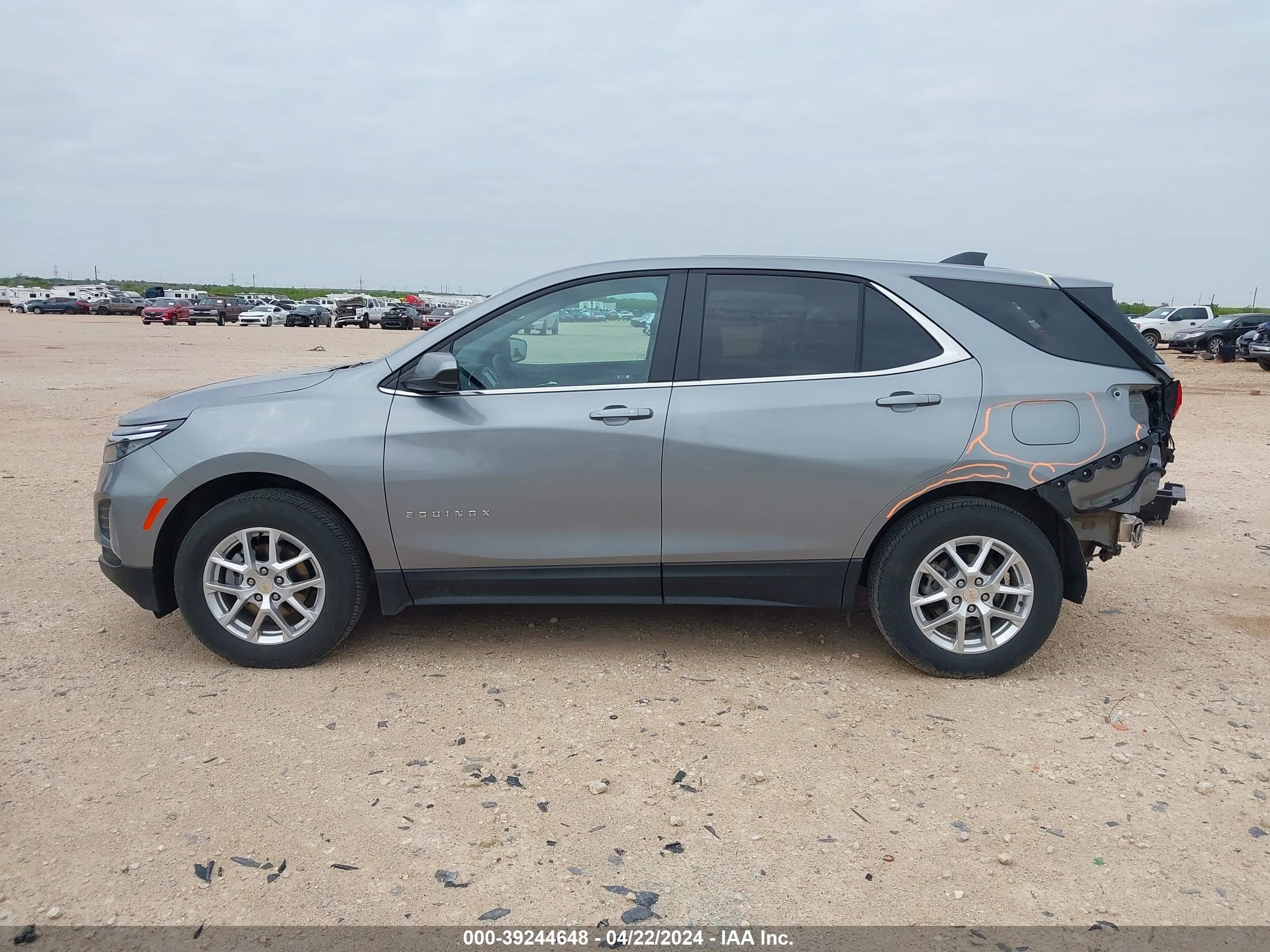 Photo 14 VIN: 3GNAXUEG2RL228585 - CHEVROLET EQUINOX 