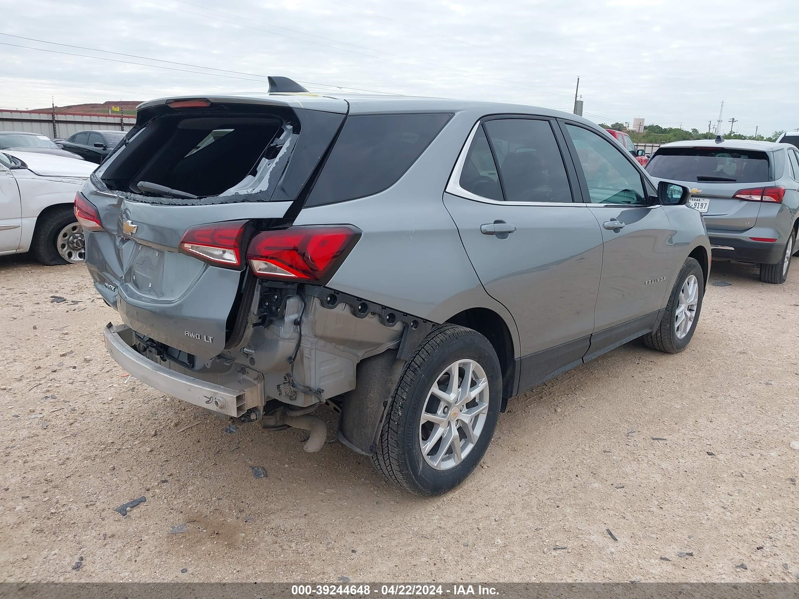 Photo 3 VIN: 3GNAXUEG2RL228585 - CHEVROLET EQUINOX 