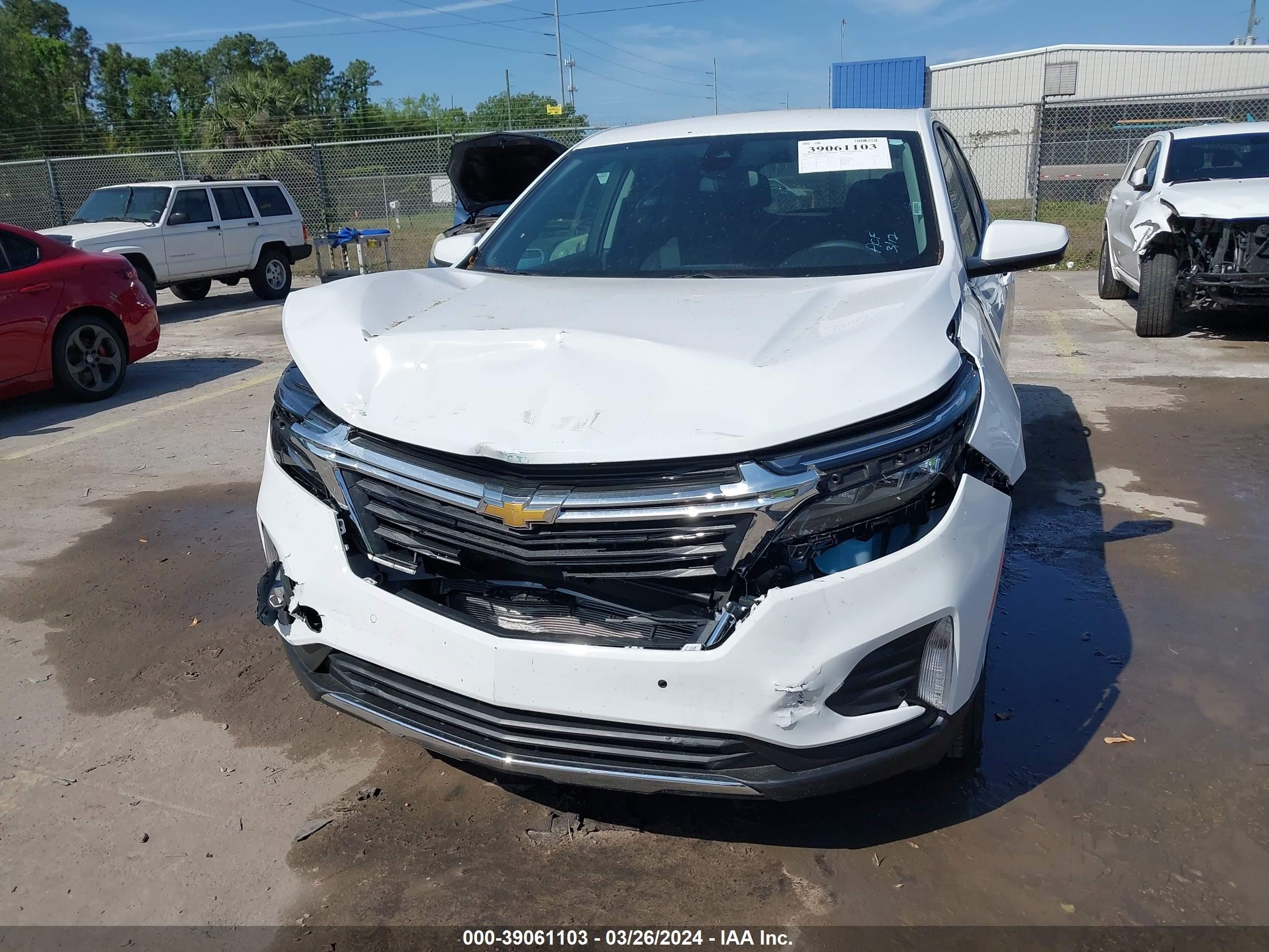 Photo 5 VIN: 3GNAXUEG2RL239814 - CHEVROLET EQUINOX 