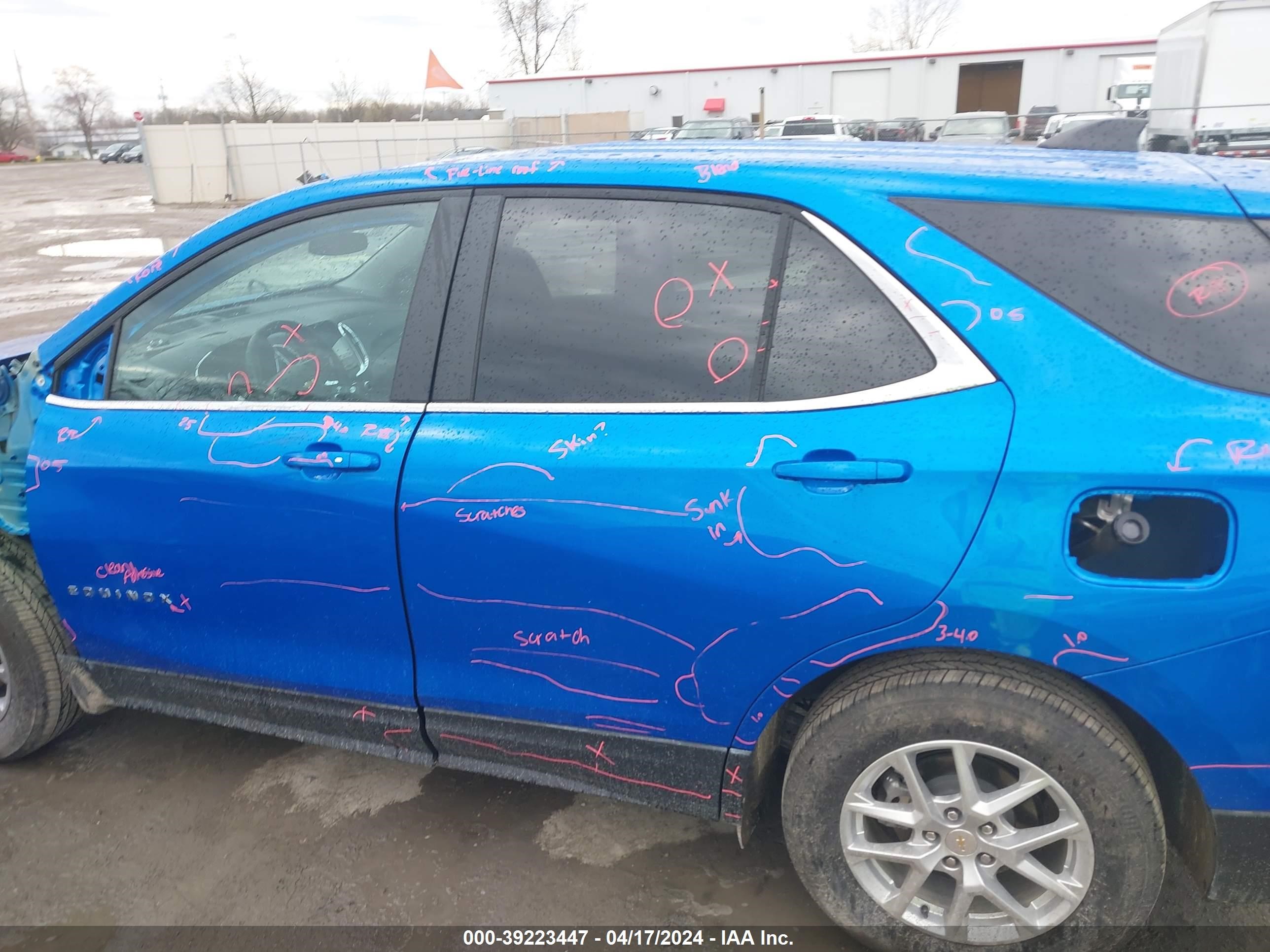 Photo 13 VIN: 3GNAXUEG2RS120389 - CHEVROLET EQUINOX 