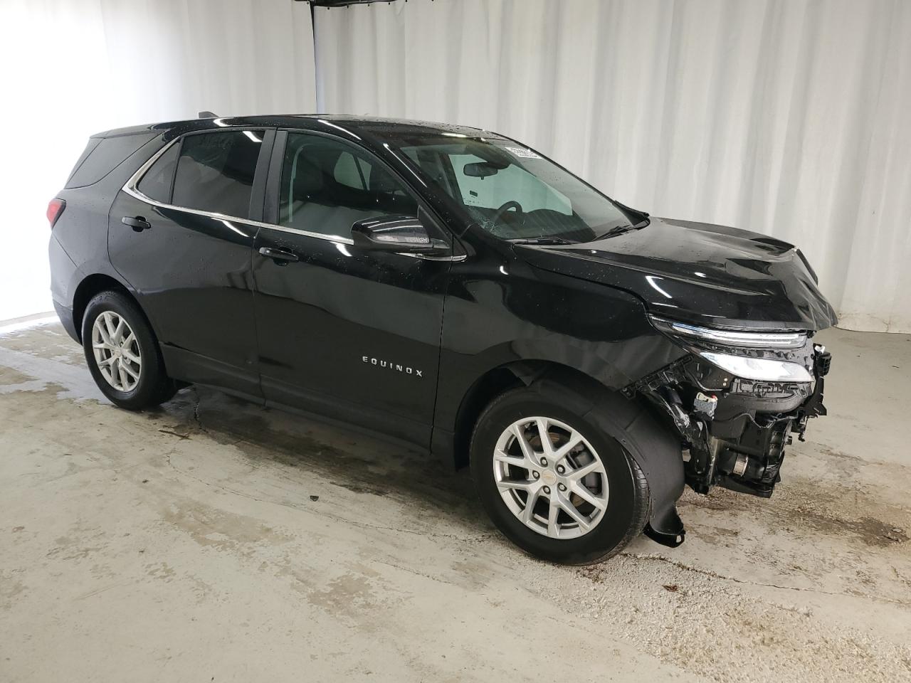 Photo 3 VIN: 3GNAXUEG3RL220284 - CHEVROLET EQUINOX 