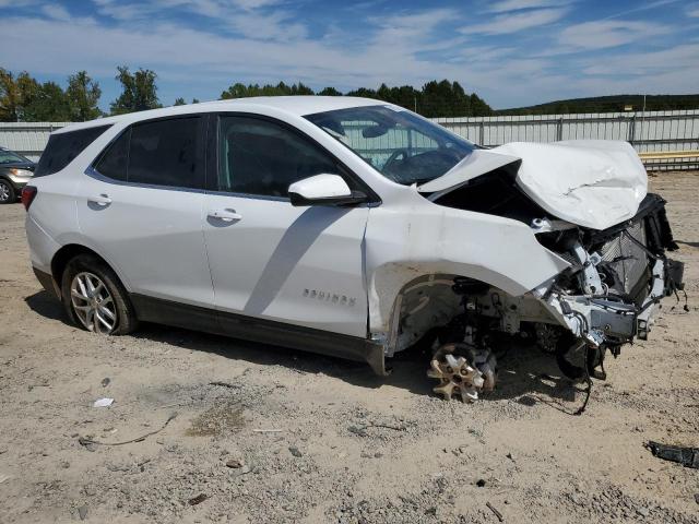 Photo 3 VIN: 3GNAXUEG4RS241781 - CHEVROLET EQUINOX LT 