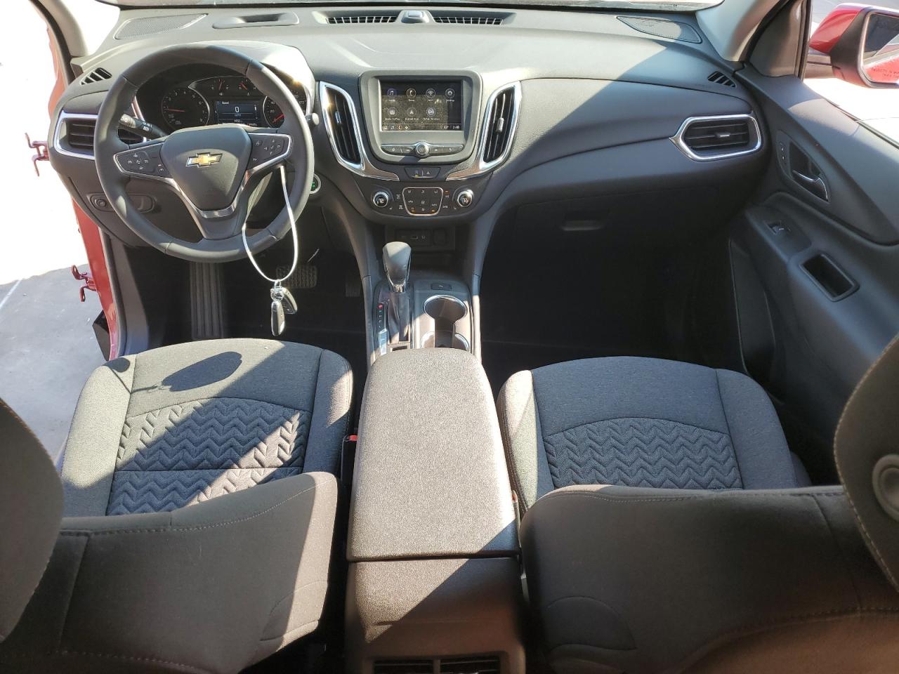 Photo 7 VIN: 3GNAXUEG5RL210789 - CHEVROLET EQUINOX 