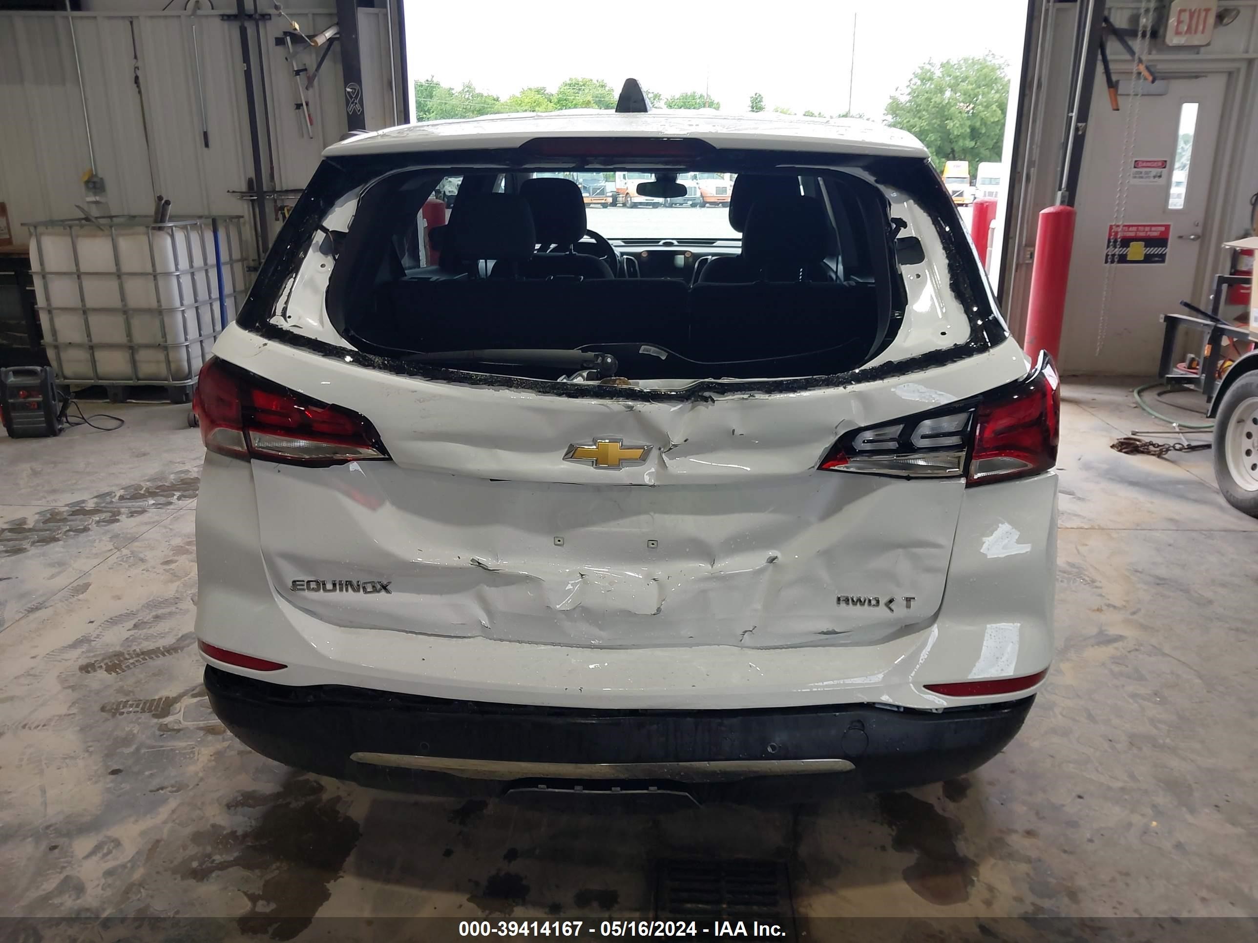 Photo 15 VIN: 3GNAXUEG5RL220657 - CHEVROLET EQUINOX 