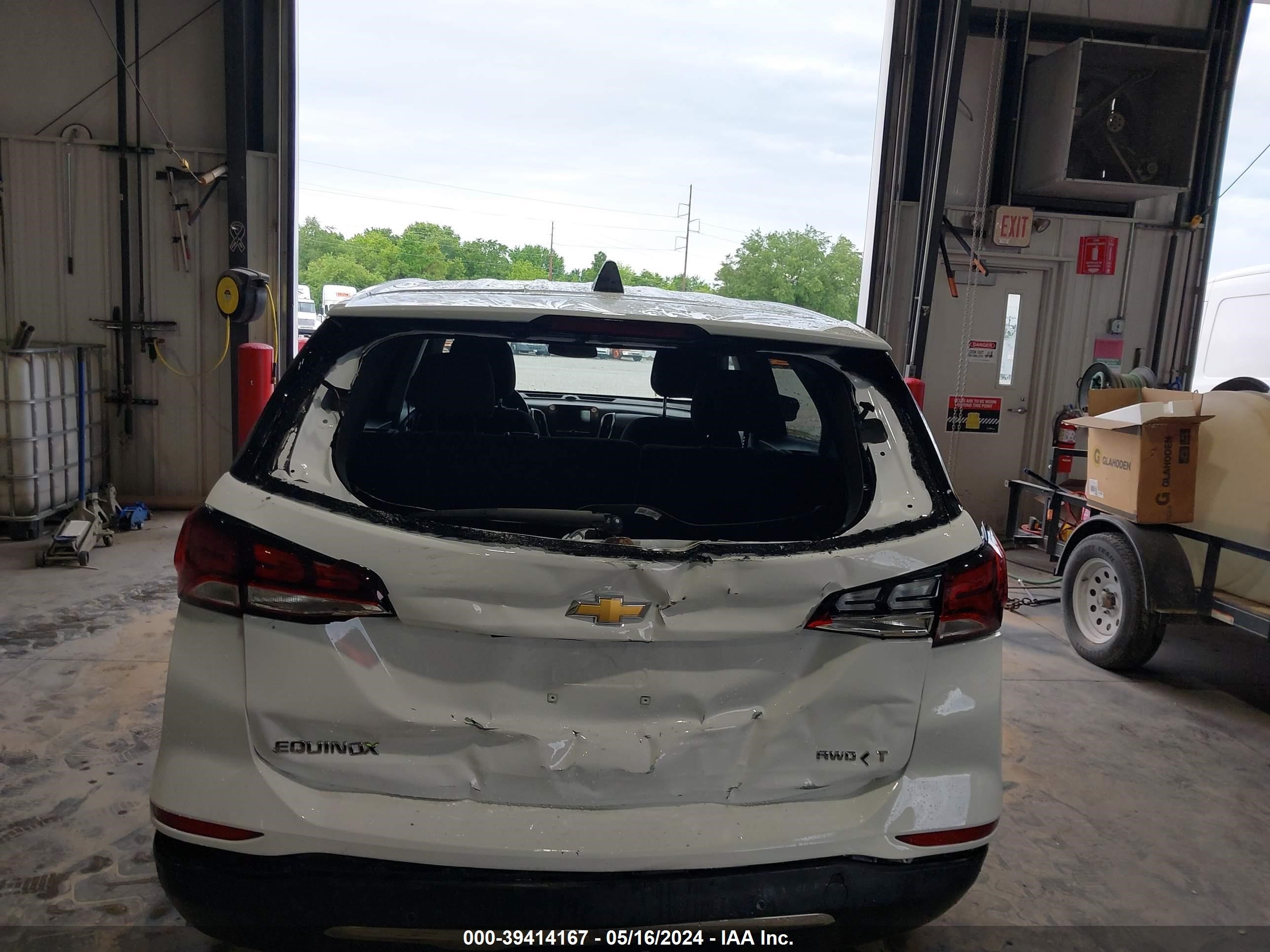 Photo 5 VIN: 3GNAXUEG5RL220657 - CHEVROLET EQUINOX 