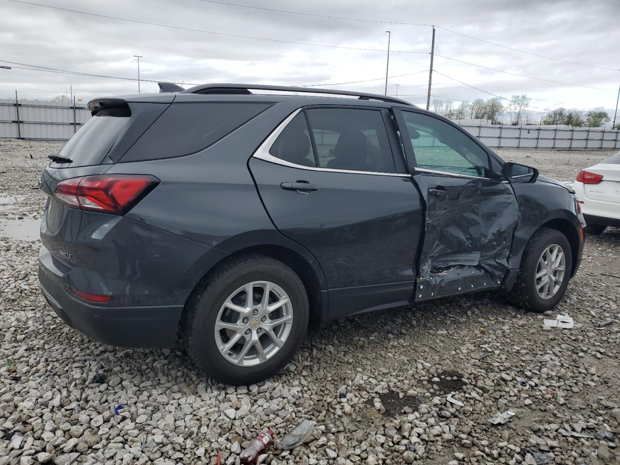 Photo 2 VIN: 3GNAXUEG7PS137850 - CHEVROLET EQUINOX 