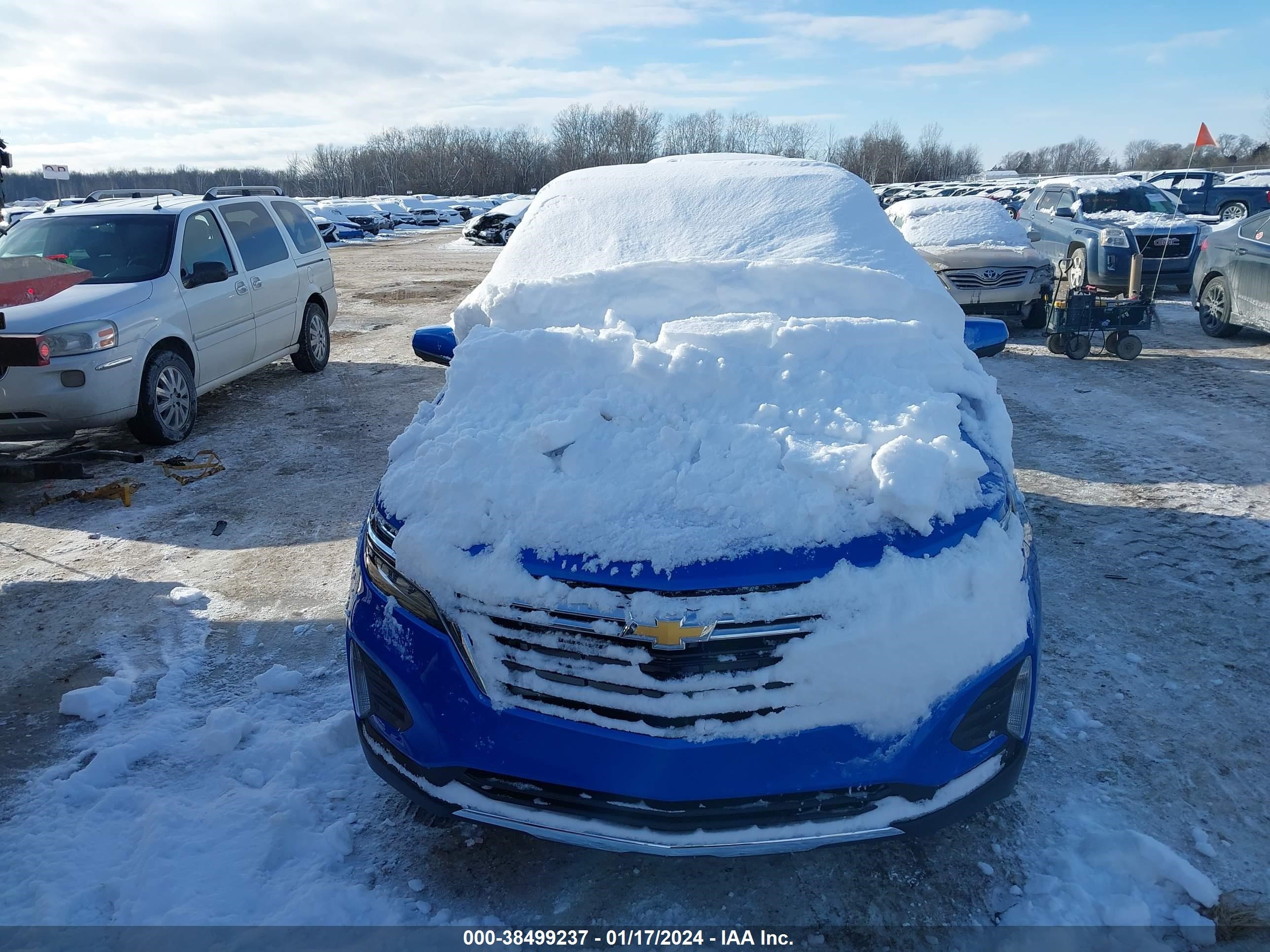 Photo 11 VIN: 3GNAXUEG7RS108884 - CHEVROLET EQUINOX 