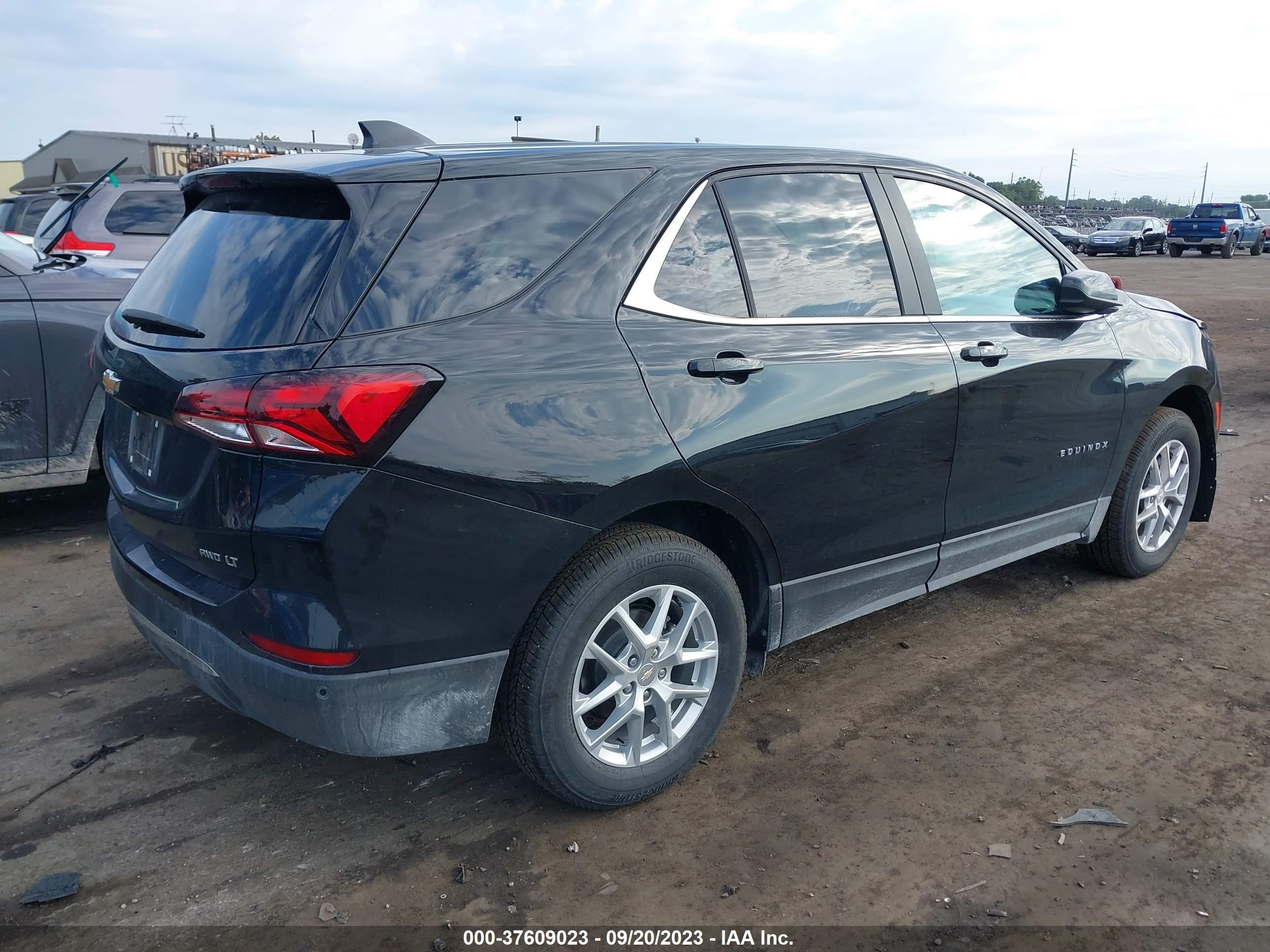 Photo 3 VIN: 3GNAXUEG9PL229584 - CHEVROLET EQUINOX 