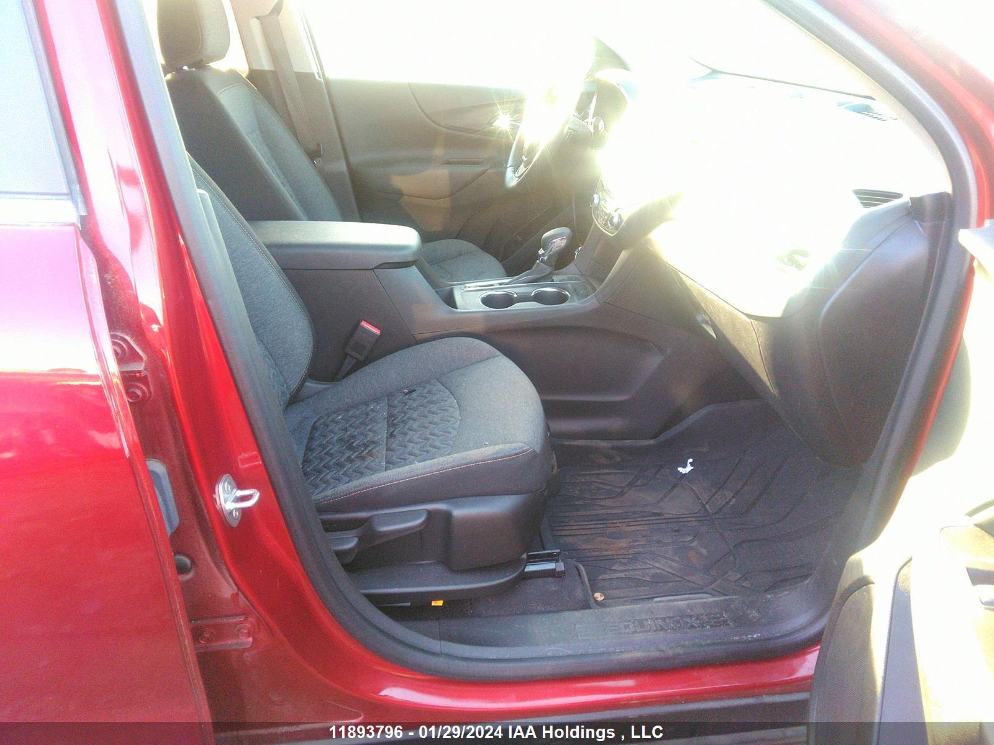 Photo 4 VIN: 3GNAXUEV0NL226598 - CHEVROLET EQUINOX 