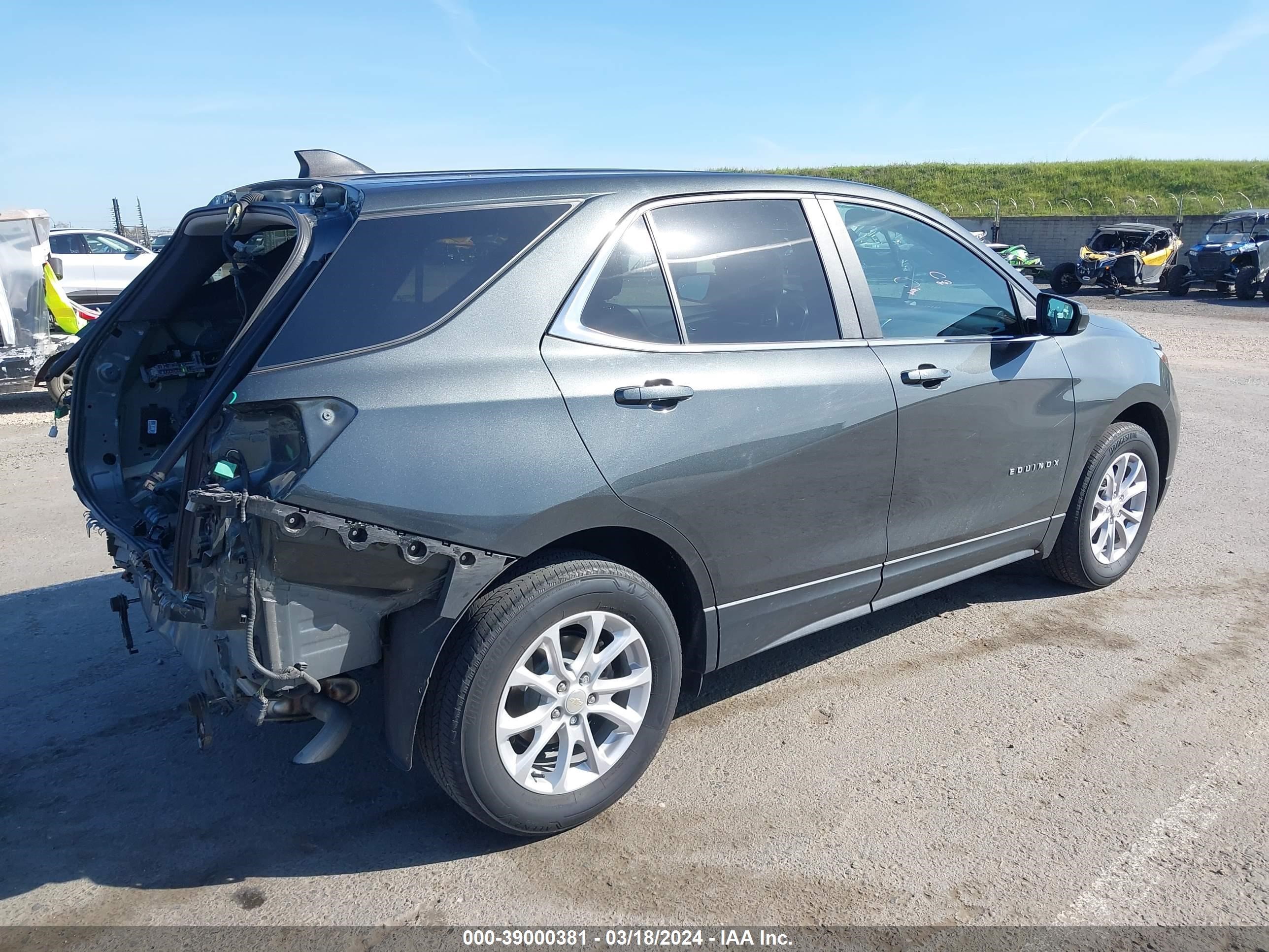 Photo 3 VIN: 3GNAXUEV2ML378672 - CHEVROLET EQUINOX 