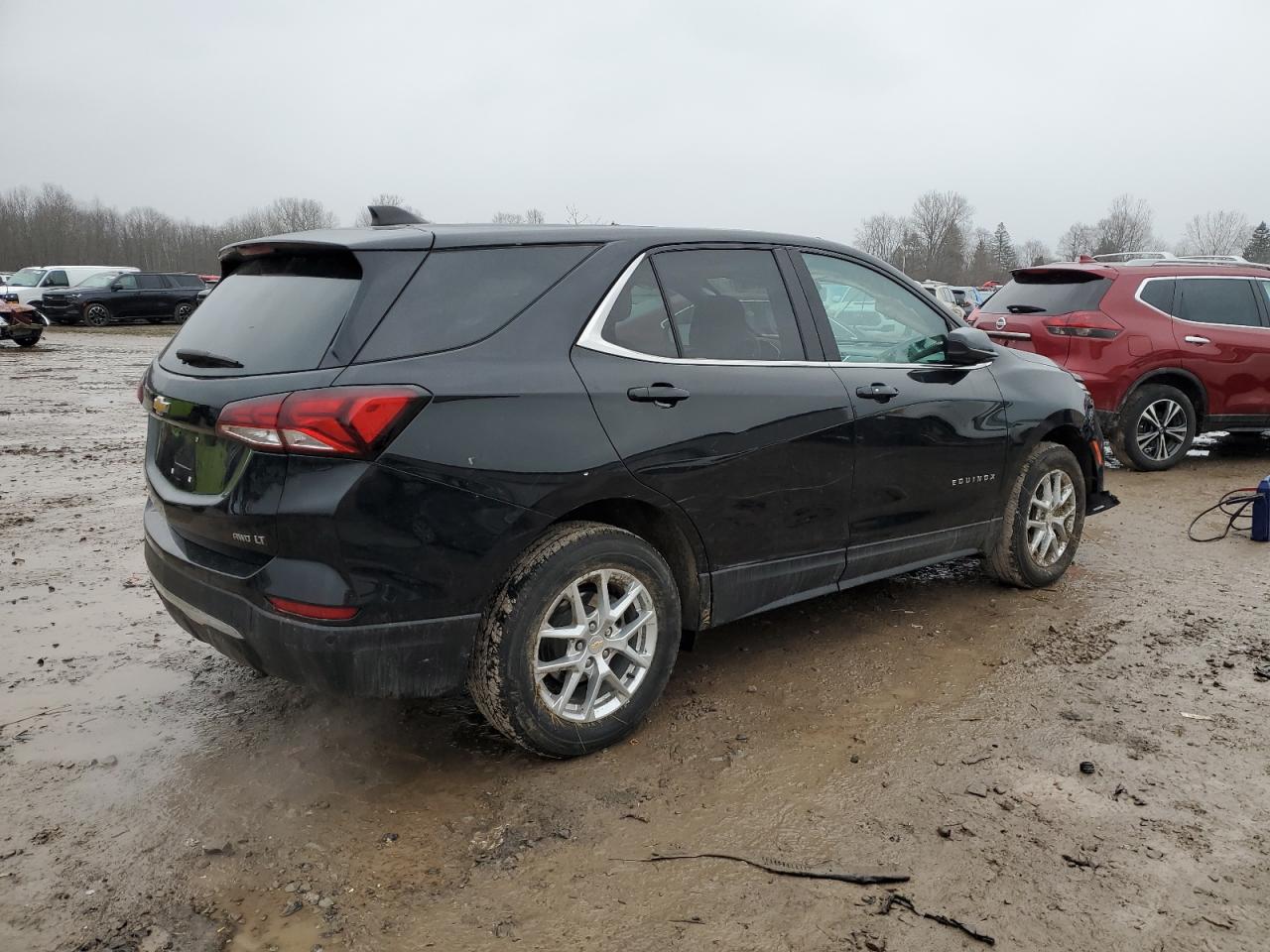 Photo 2 VIN: 3GNAXUEV2NL114028 - CHEVROLET EQUINOX 