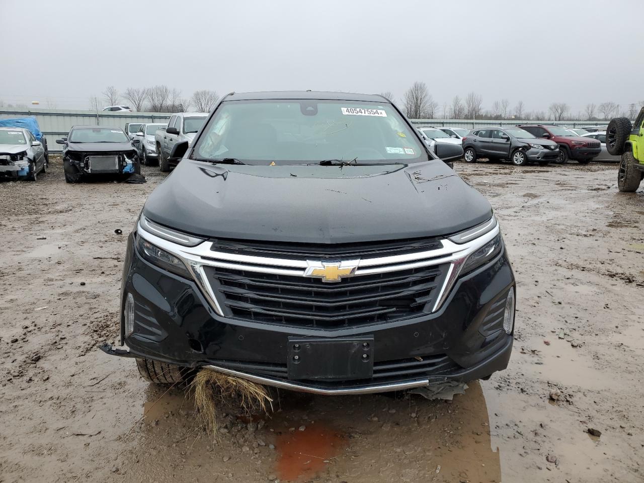 Photo 4 VIN: 3GNAXUEV2NL114028 - CHEVROLET EQUINOX 