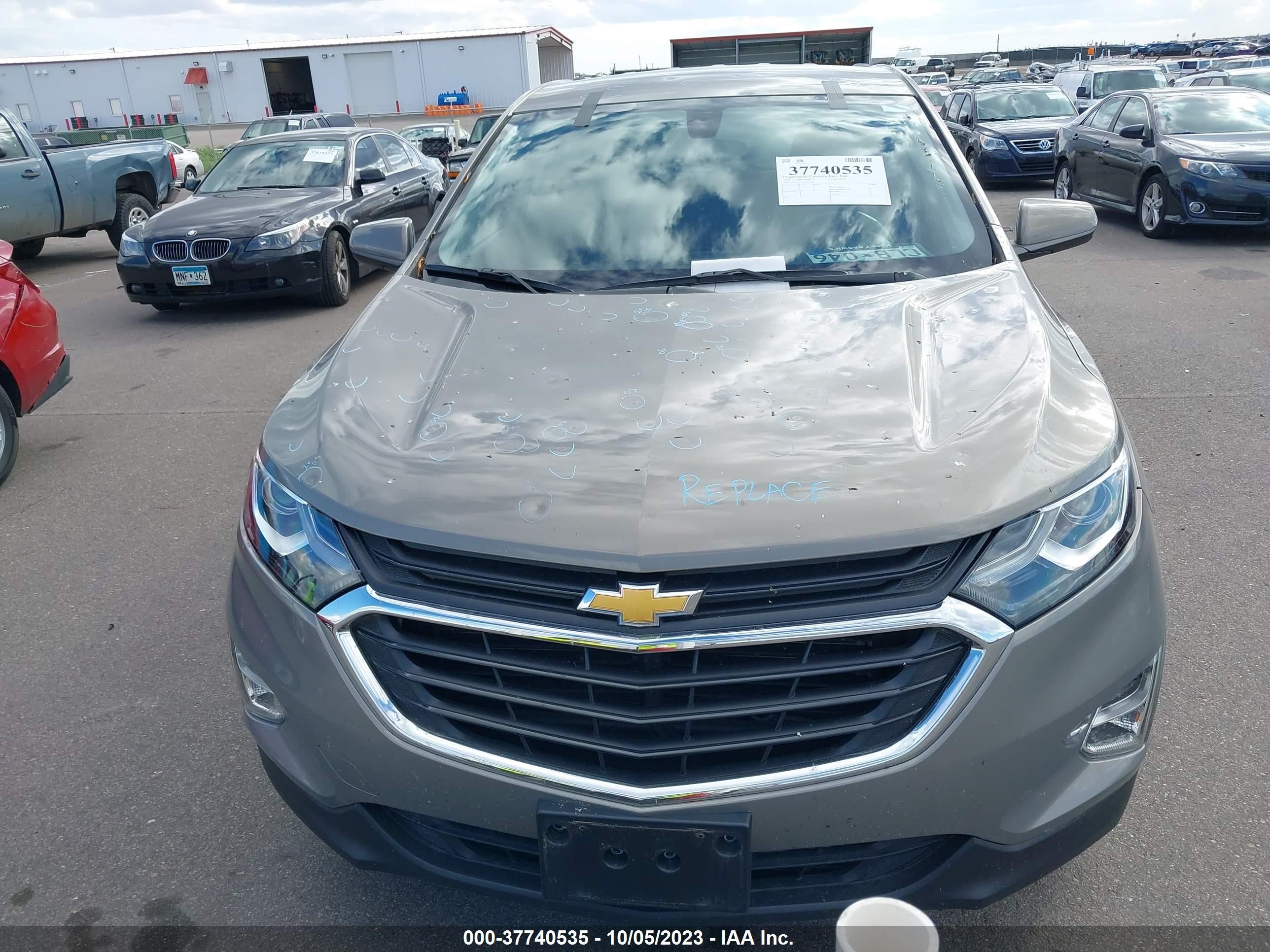 Photo 11 VIN: 3GNAXUEV3KS537590 - CHEVROLET EQUINOX 