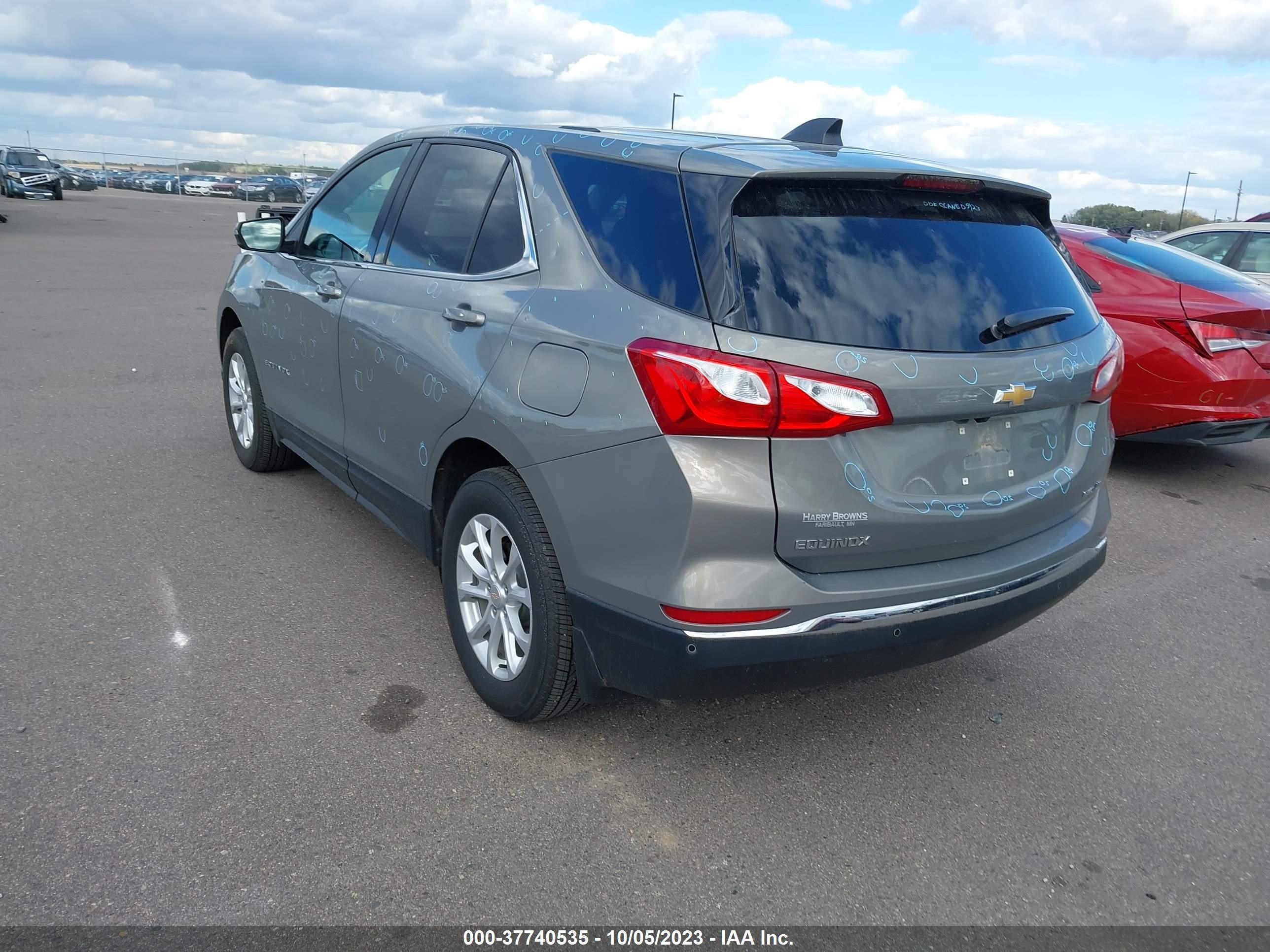 Photo 2 VIN: 3GNAXUEV3KS537590 - CHEVROLET EQUINOX 