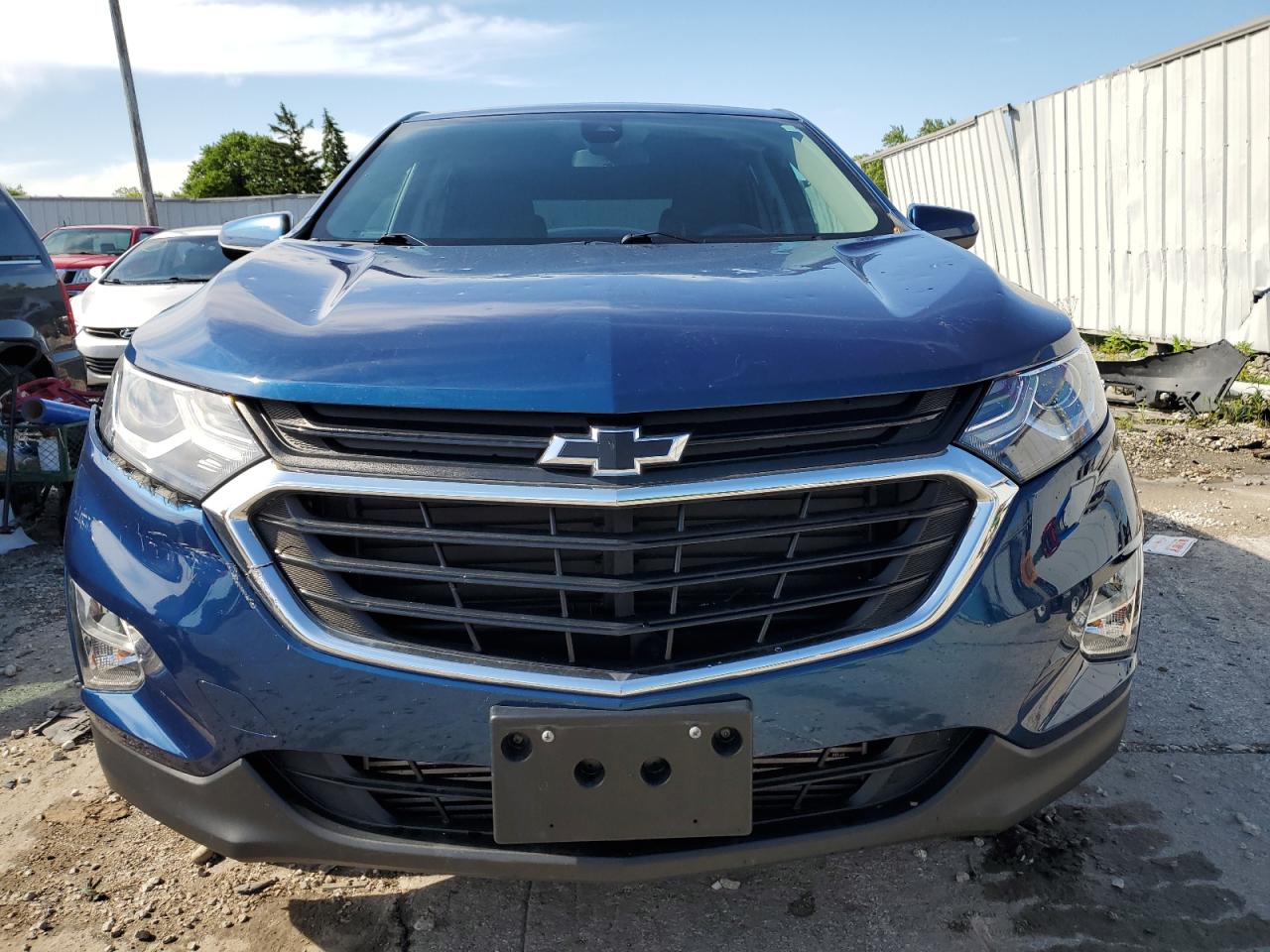 Photo 4 VIN: 3GNAXUEV3ML333465 - CHEVROLET EQUINOX 