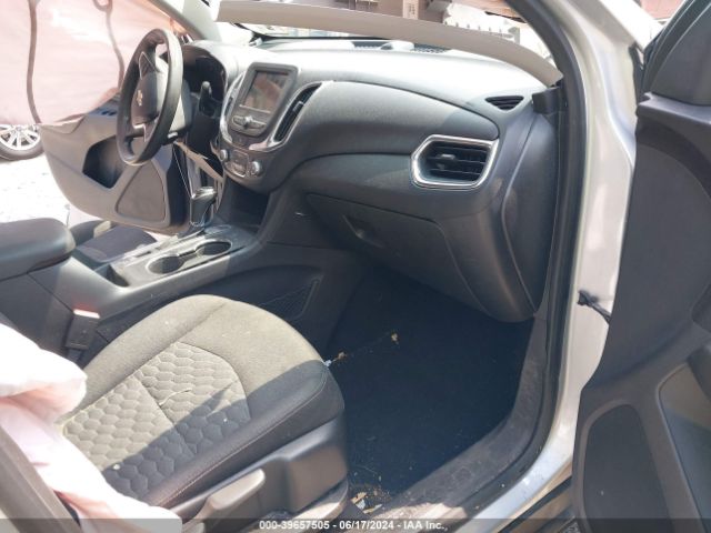 Photo 4 VIN: 3GNAXUEV4KL118173 - CHEVROLET EQUINOX 