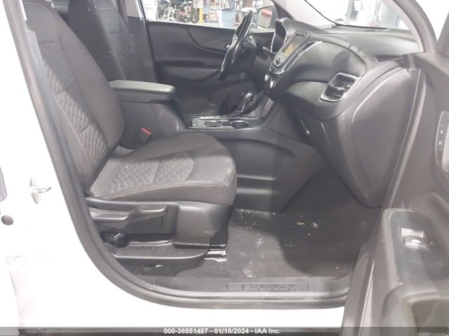 Photo 4 VIN: 3GNAXUEV4KS573854 - CHEVROLET EQUINOX 