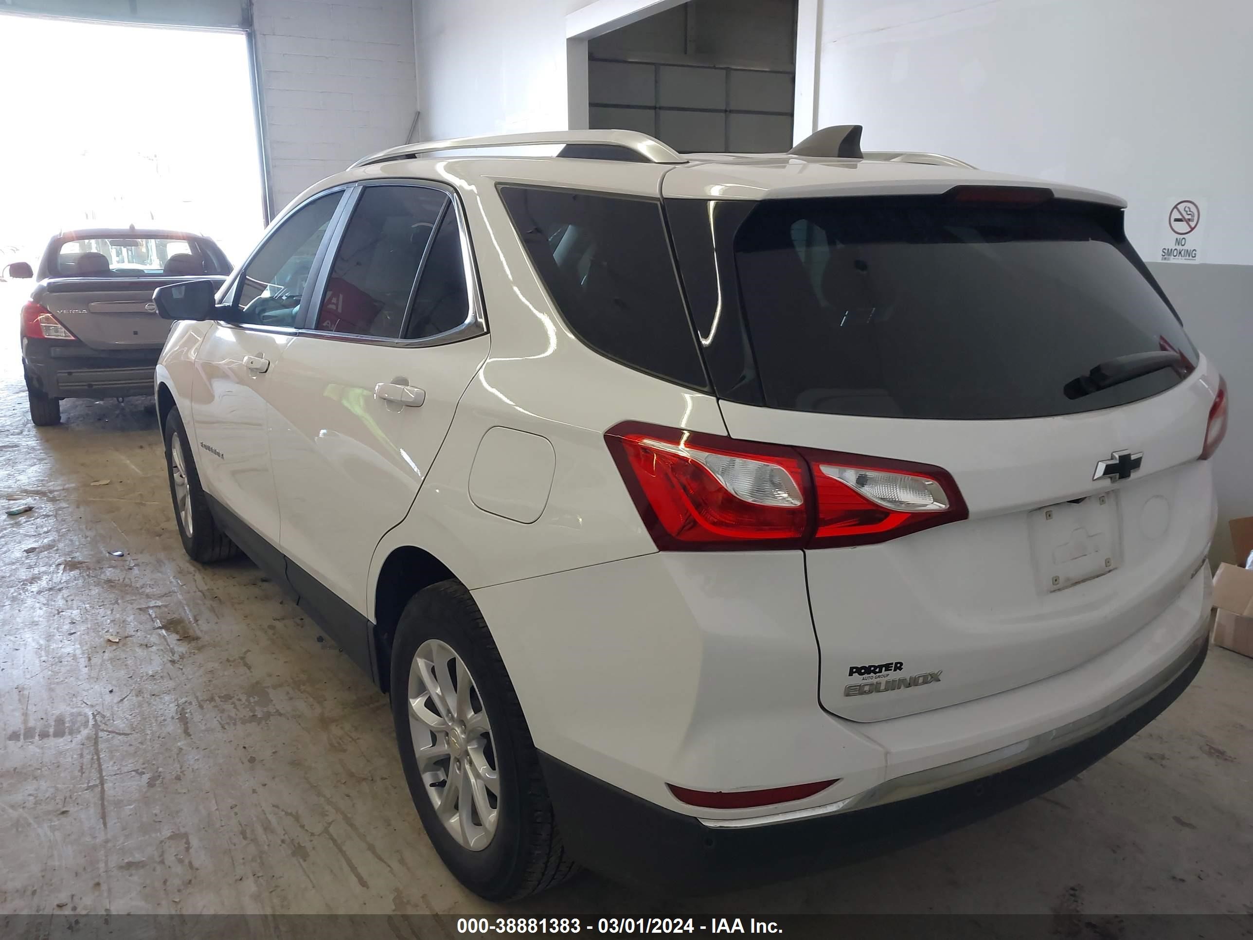 Photo 2 VIN: 3GNAXUEV4MS107814 - CHEVROLET EQUINOX 