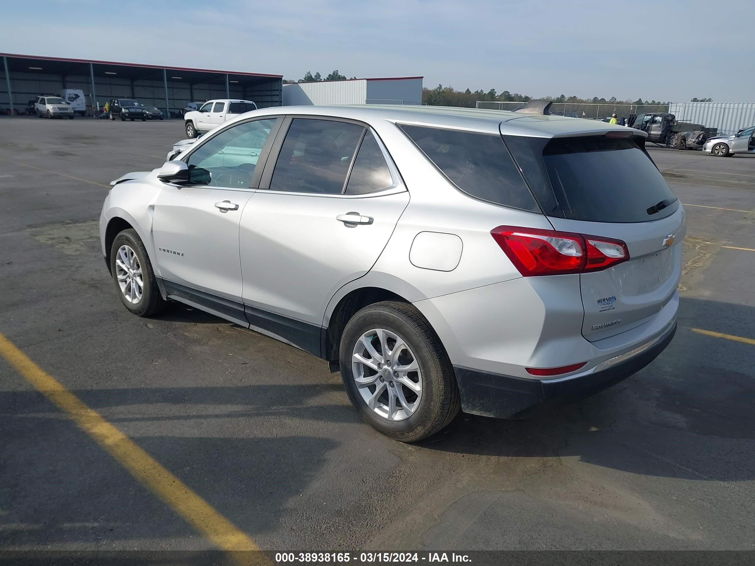 Photo 2 VIN: 3GNAXUEV5ML304405 - CHEVROLET EQUINOX 