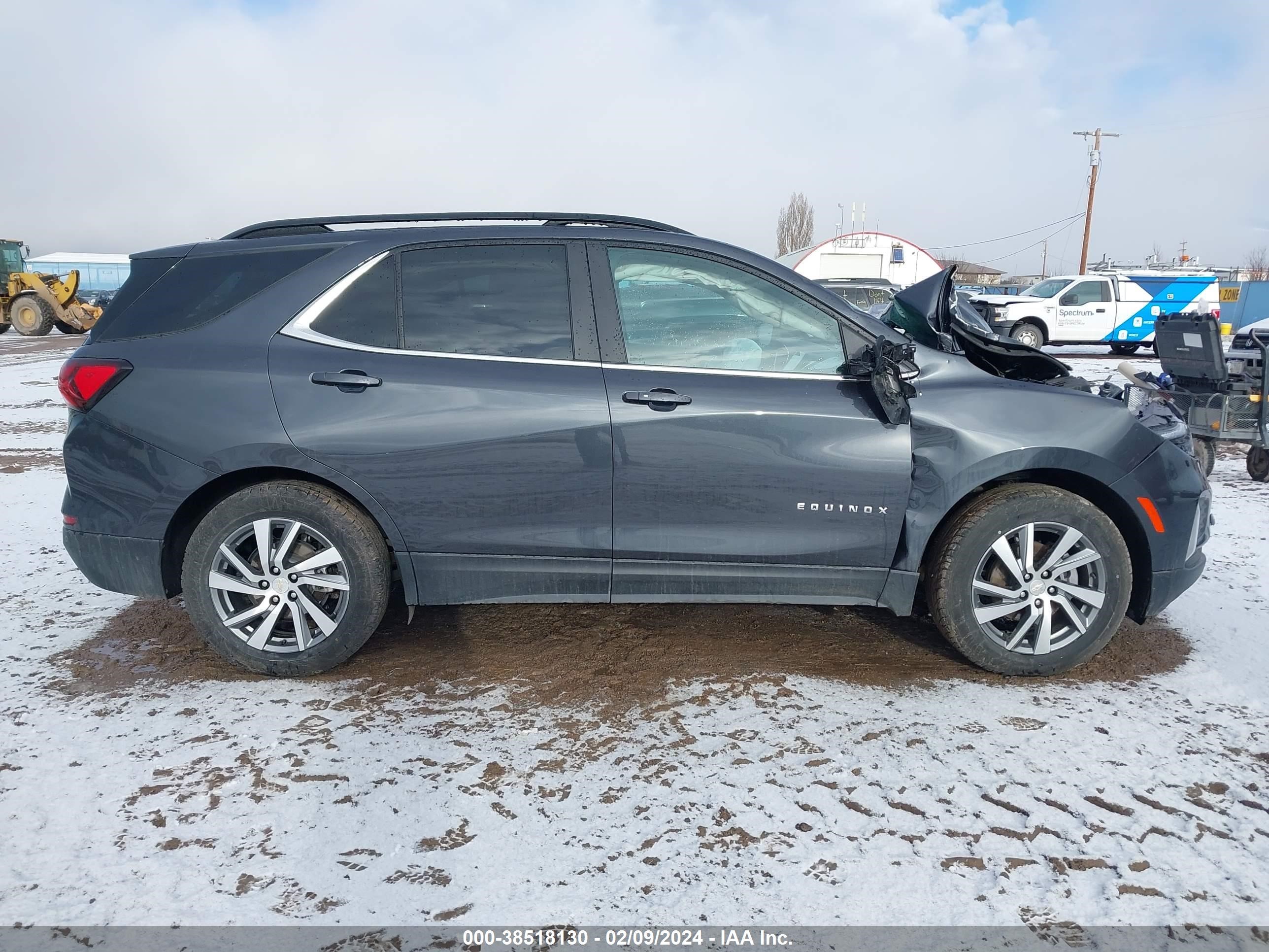 Photo 13 VIN: 3GNAXUEV5NS222665 - CHEVROLET EQUINOX 