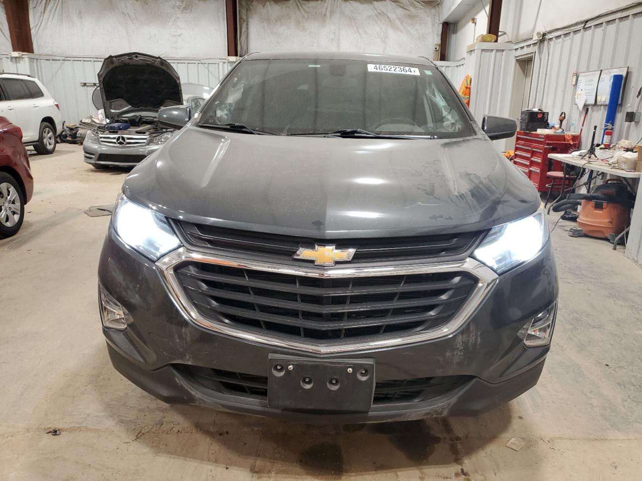 Photo 4 VIN: 3GNAXUEV6KS667007 - CHEVROLET EQUINOX 