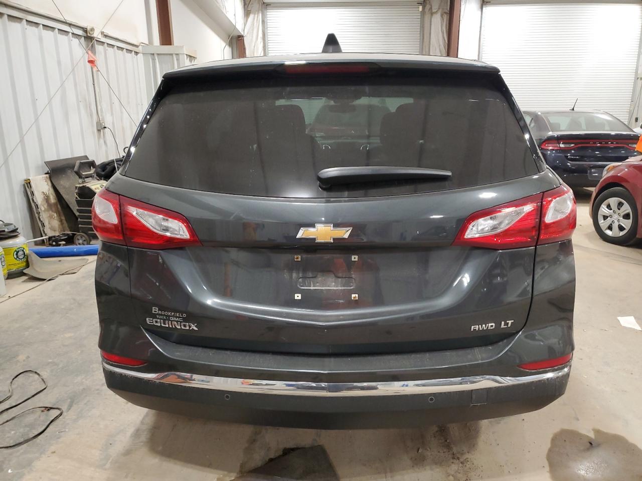 Photo 5 VIN: 3GNAXUEV6KS667007 - CHEVROLET EQUINOX 