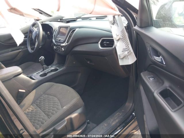 Photo 4 VIN: 3GNAXUEV6ML379937 - CHEVROLET EQUINOX 