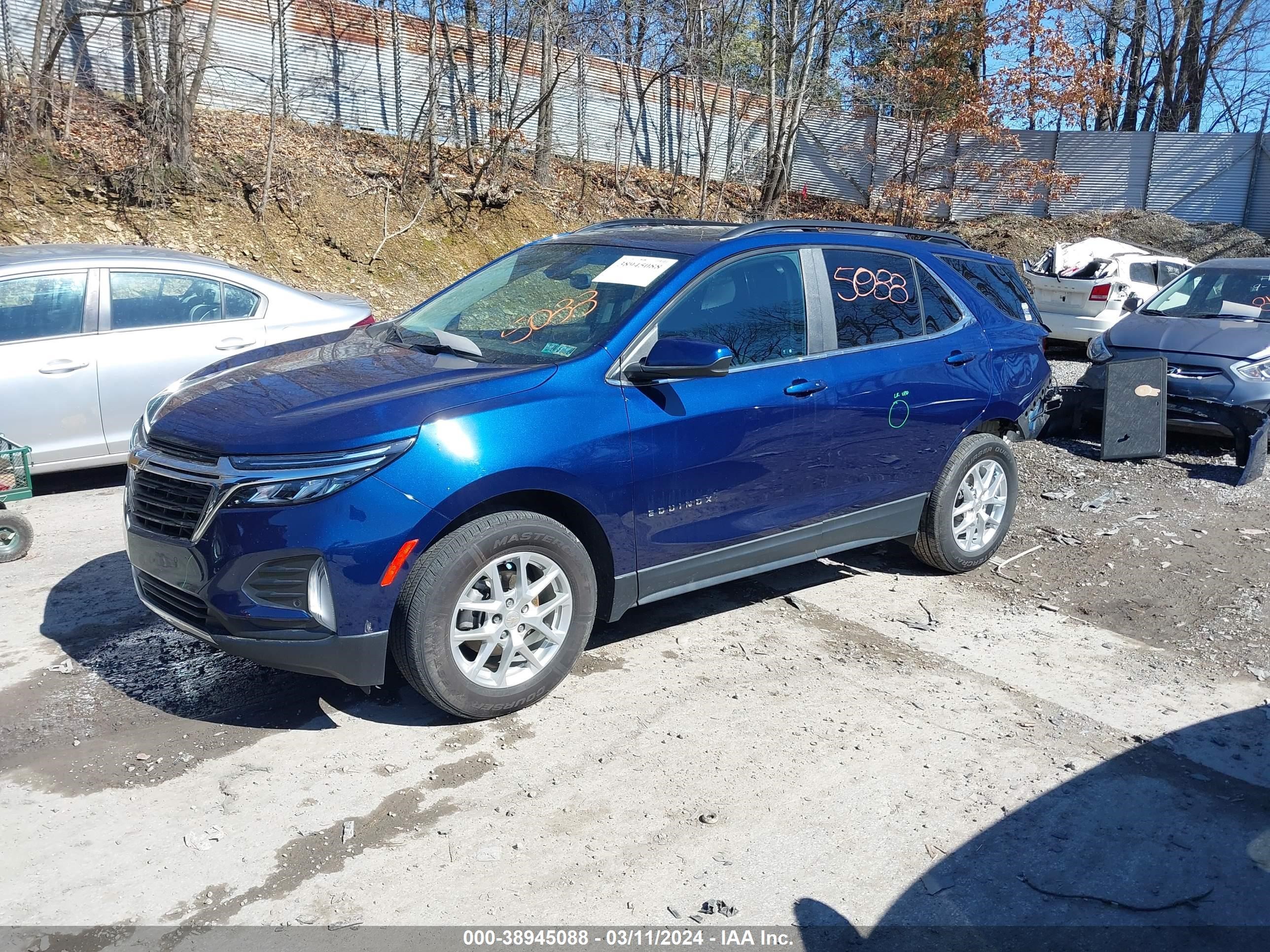 Photo 1 VIN: 3GNAXUEV7NL214397 - CHEVROLET EQUINOX 