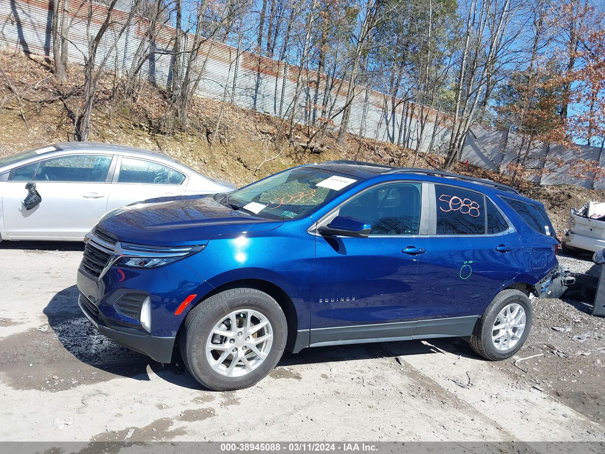 Photo 14 VIN: 3GNAXUEV7NL214397 - CHEVROLET EQUINOX 