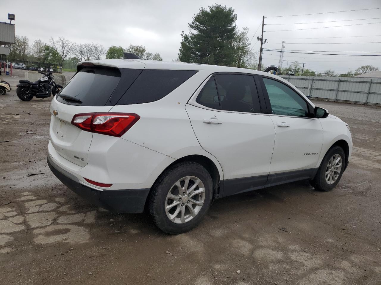 Photo 2 VIN: 3GNAXUEV8KS537942 - CHEVROLET EQUINOX 