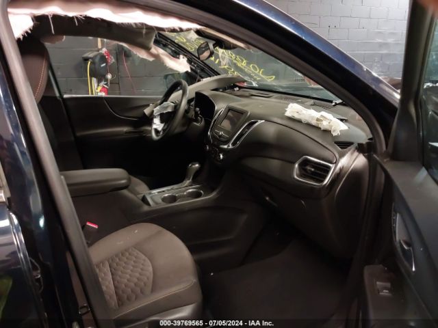 Photo 4 VIN: 3GNAXUEV8MS135003 - CHEVROLET EQUINOX 