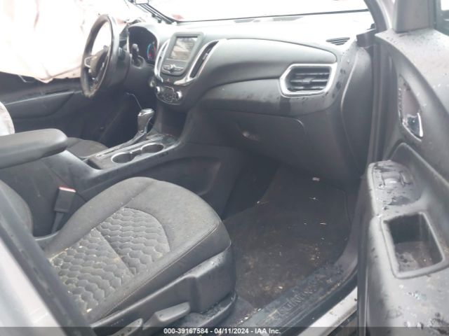 Photo 4 VIN: 3GNAXUEV9KS543488 - CHEVROLET EQUINOX 