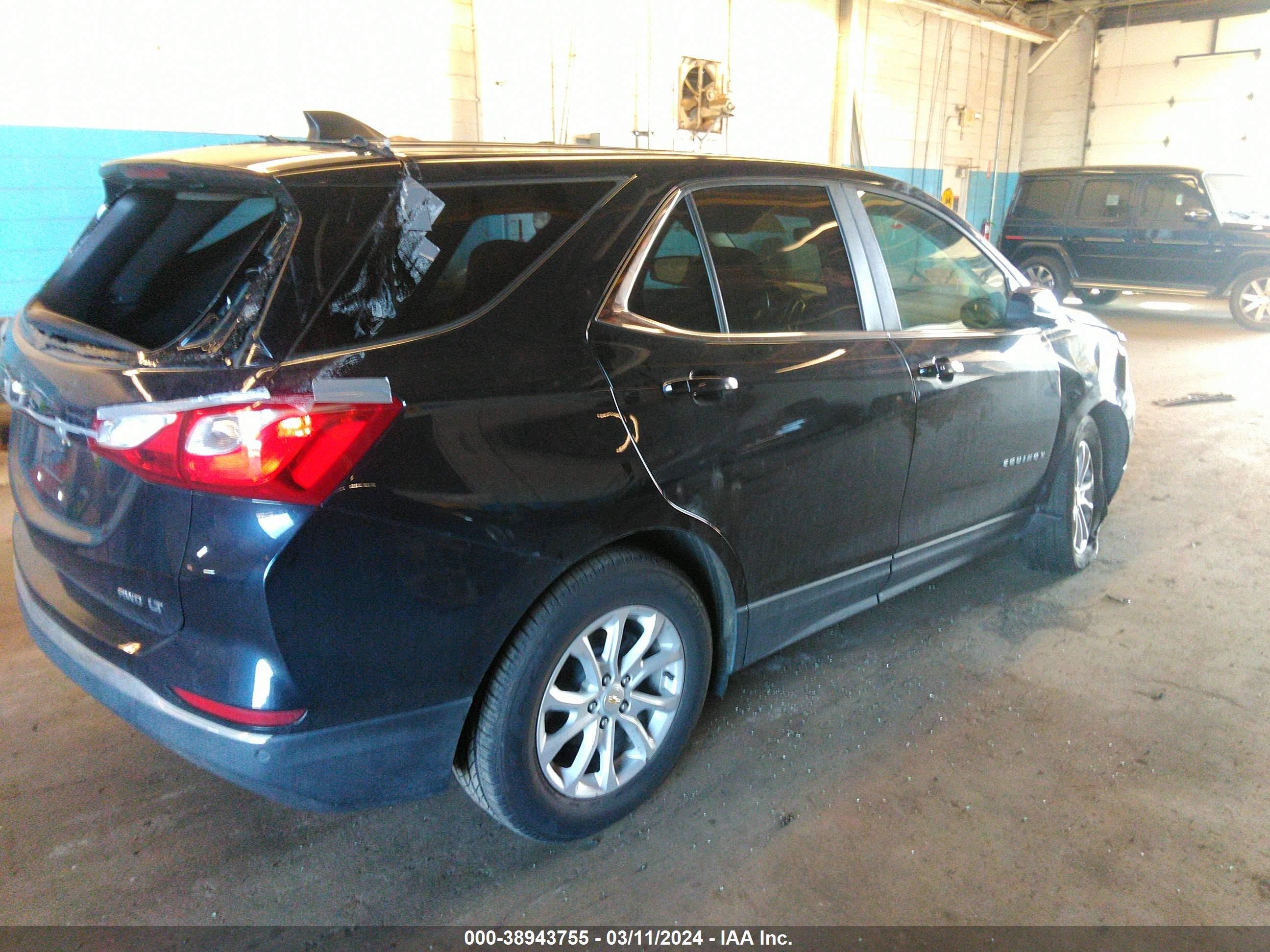 Photo 3 VIN: 3GNAXUEV9MS140338 - CHEVROLET EQUINOX 