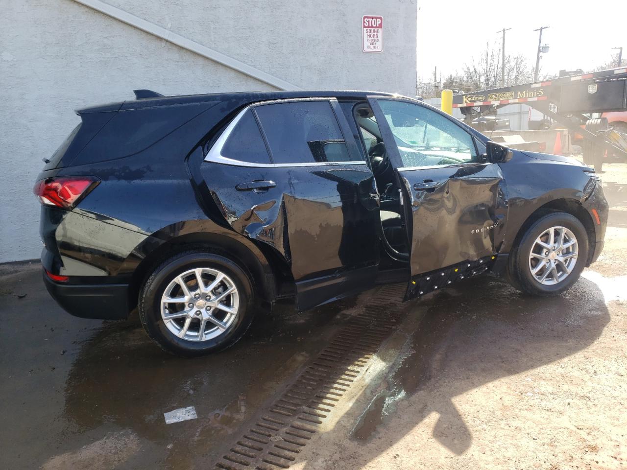 Photo 2 VIN: 3GNAXUEV9NL203286 - CHEVROLET EQUINOX 