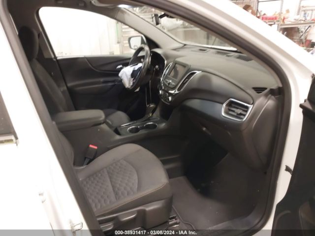 Photo 4 VIN: 3GNAXUEVXMS137755 - CHEVROLET EQUINOX 