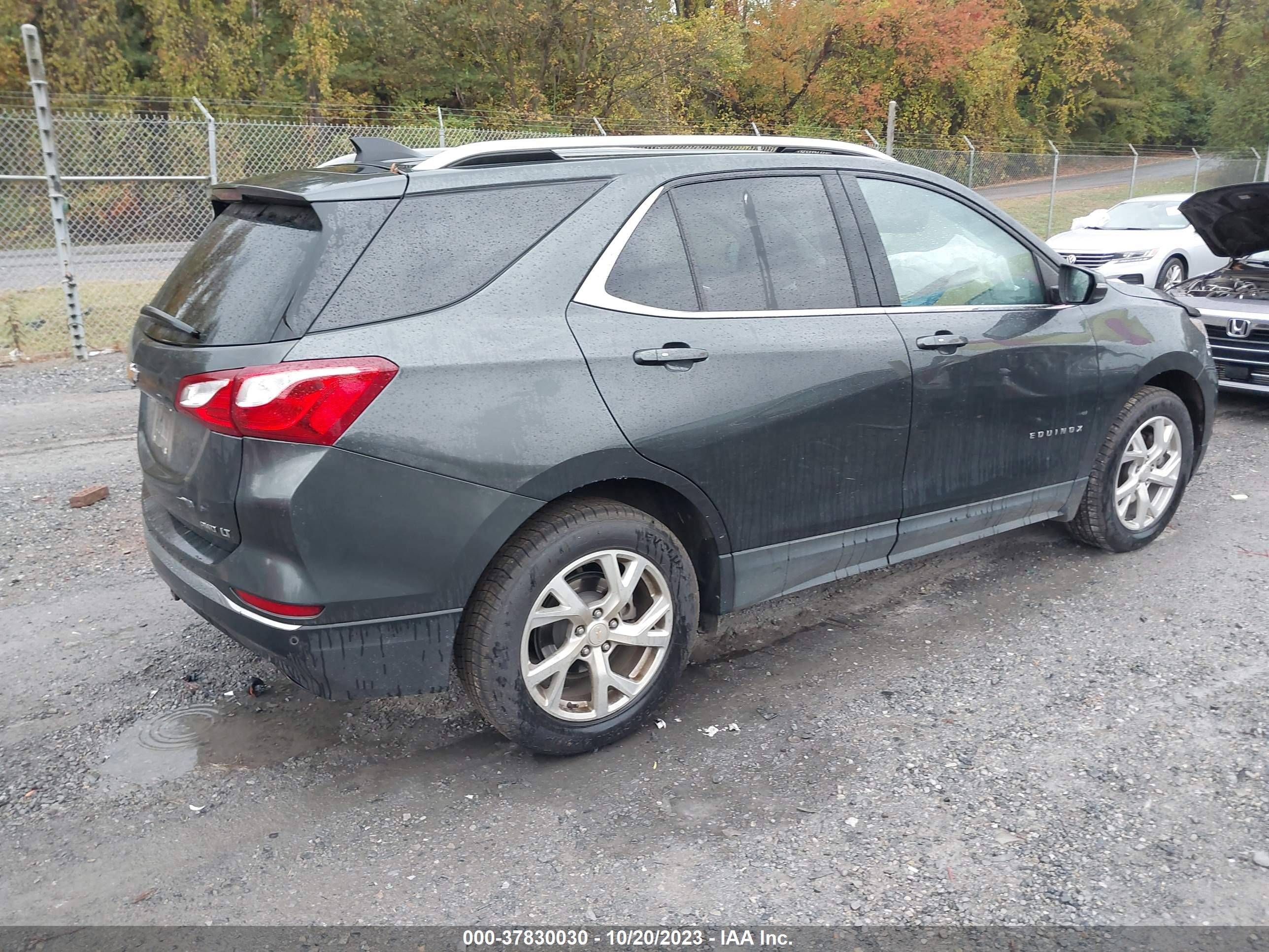 Photo 3 VIN: 3GNAXVEX1KS612875 - CHEVROLET EQUINOX 