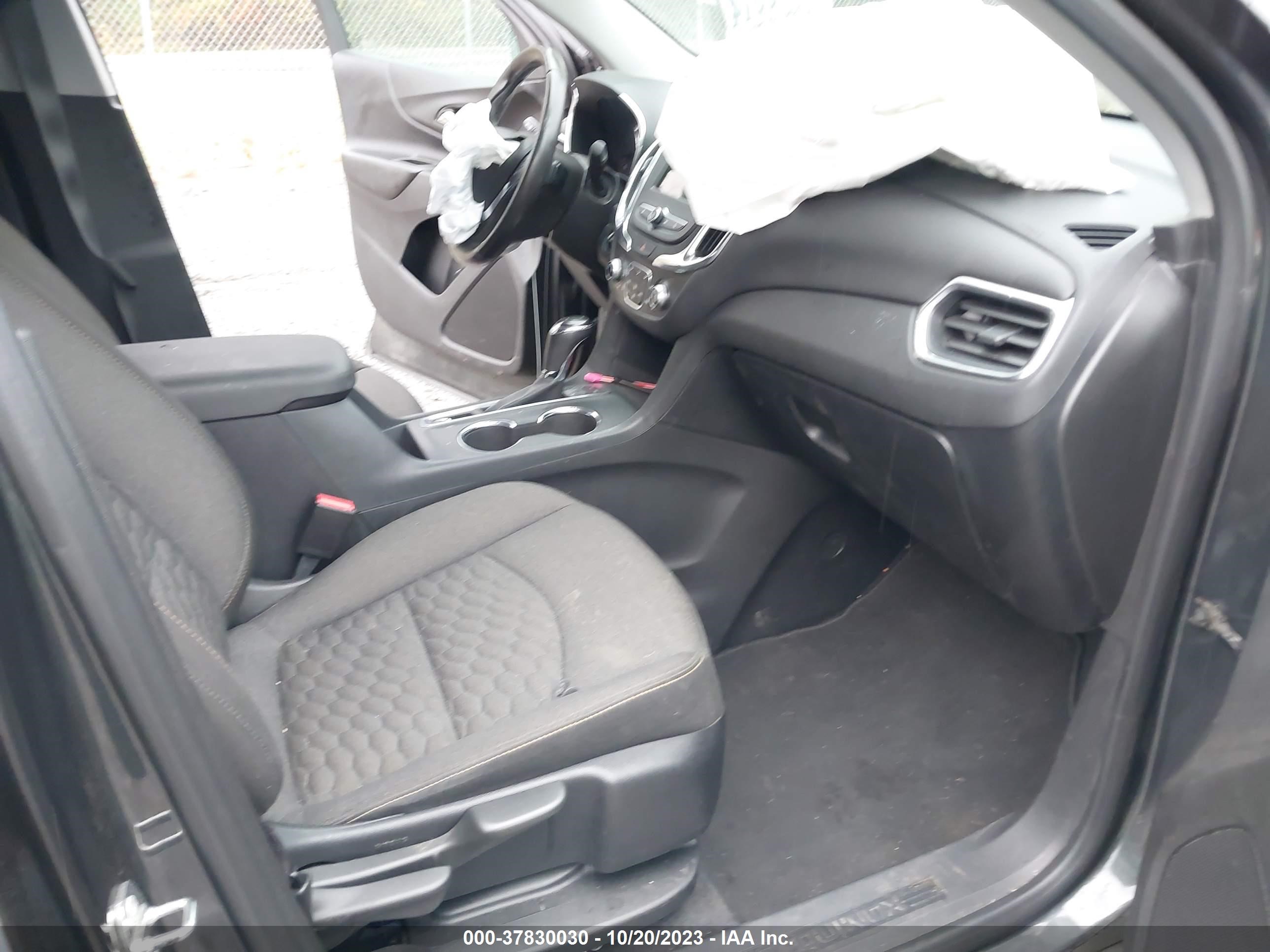 Photo 4 VIN: 3GNAXVEX1KS612875 - CHEVROLET EQUINOX 