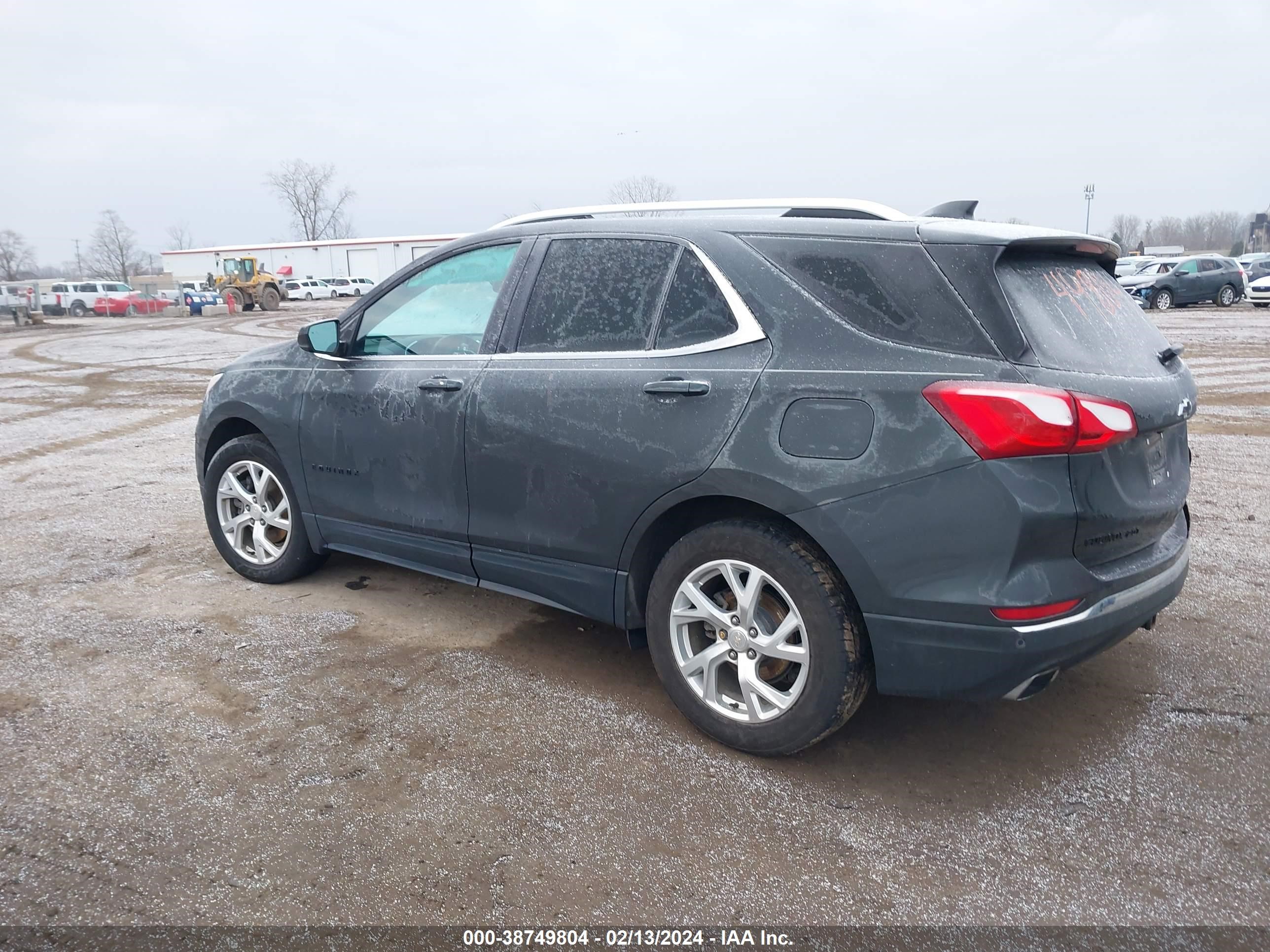 Photo 2 VIN: 3GNAXVEX1LS520361 - CHEVROLET EQUINOX 